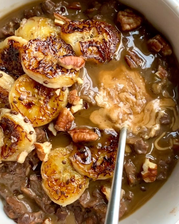 Salted Caramel Chocolate Oatmeal with Caramelized Banana