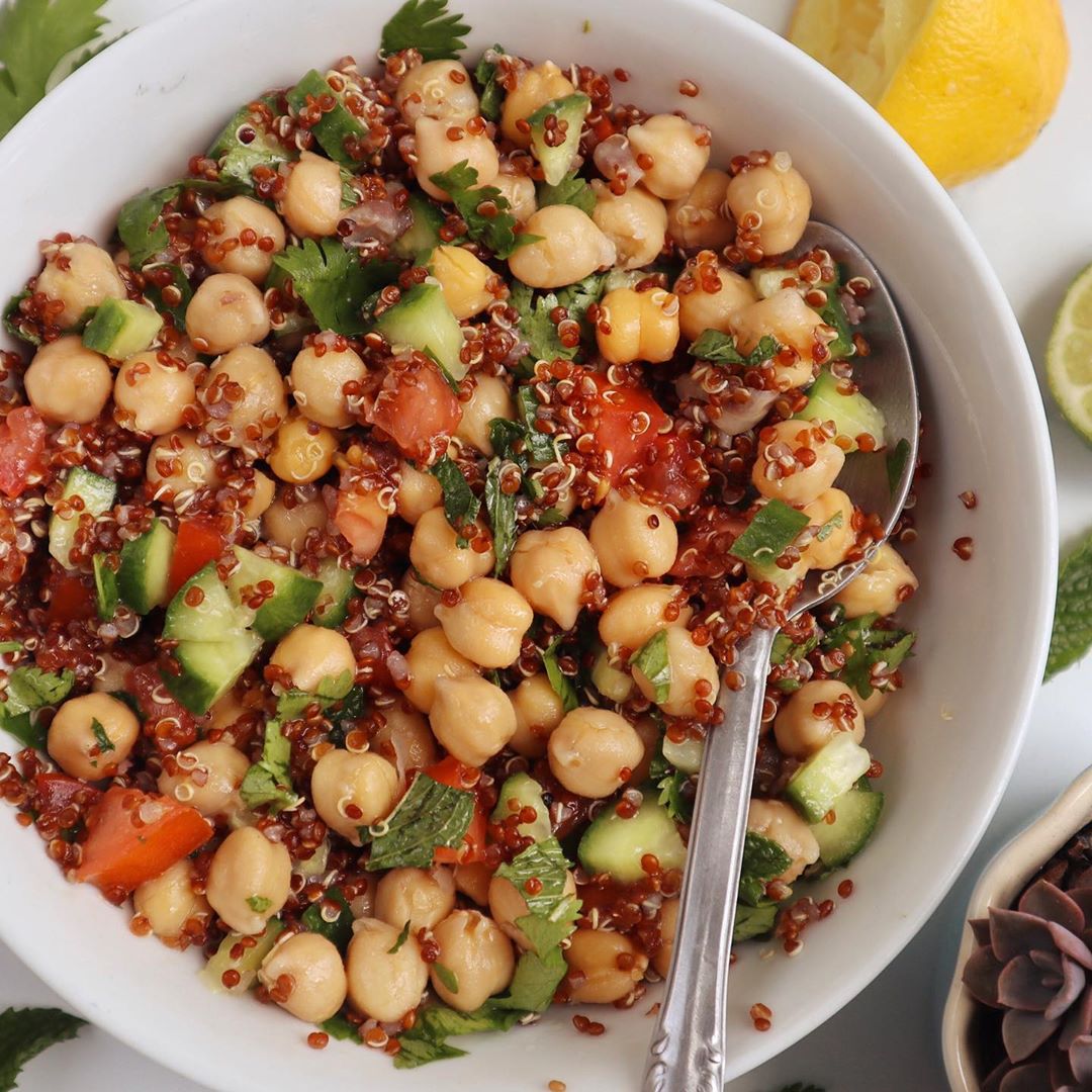 Mediterranean Quinoa Chickpea Salad