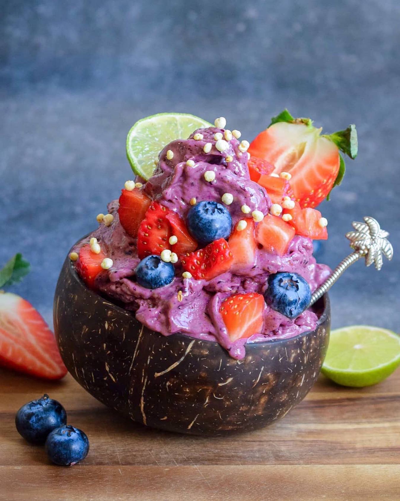Blueberry Acai Smoothie Bowl