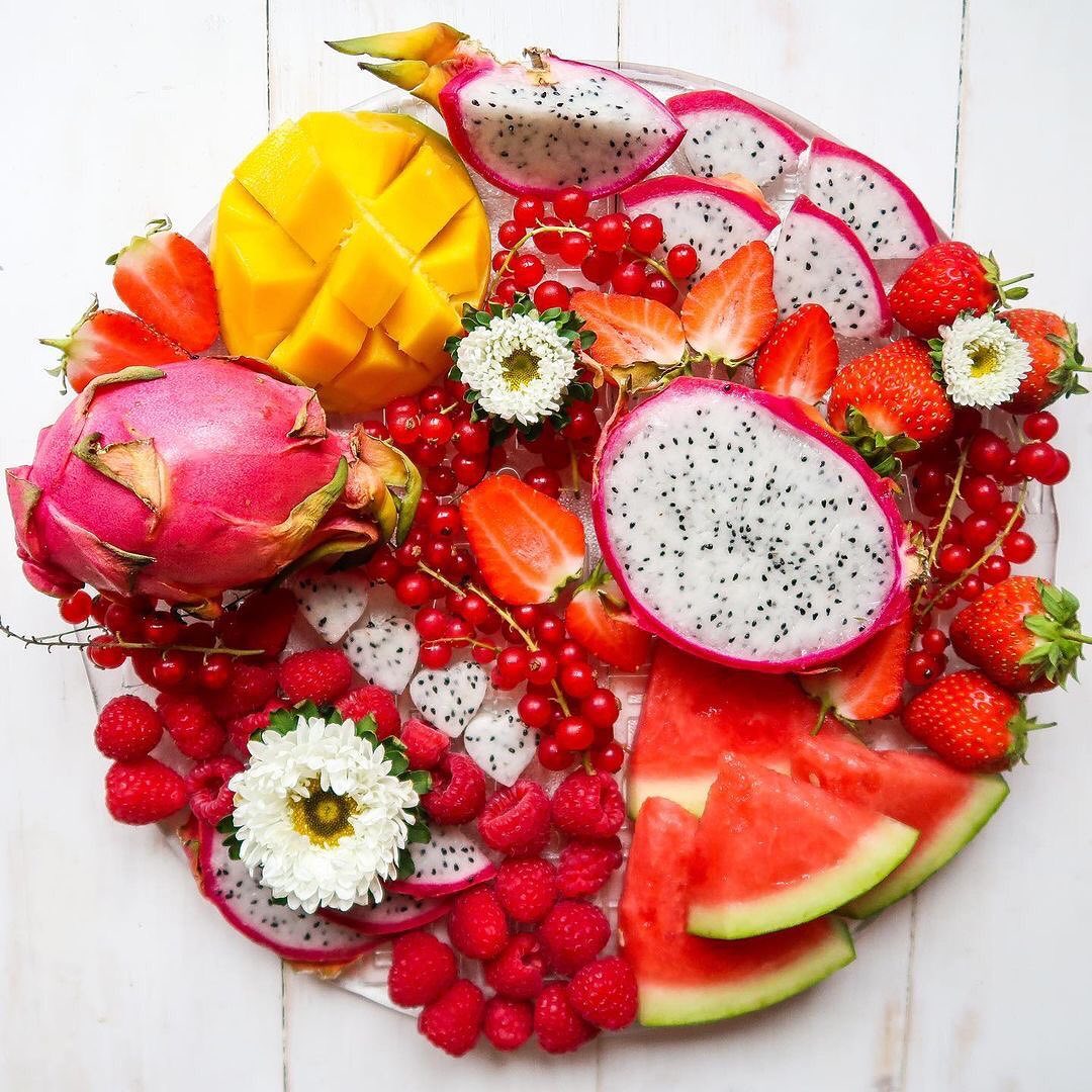 Raspberry Banana Oat Cream Smoothie Bowl