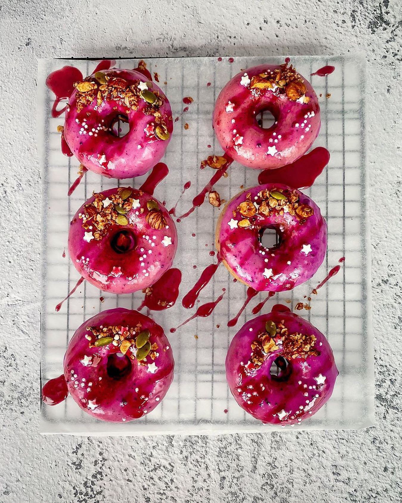 Baked Vanilla Donuts with Pink Pitaya Icing