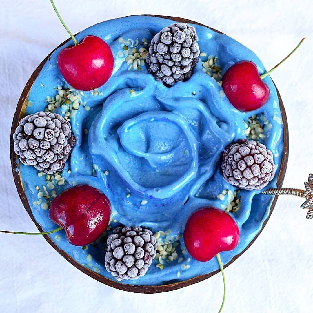 Vegan Summer Smoothie Bowl