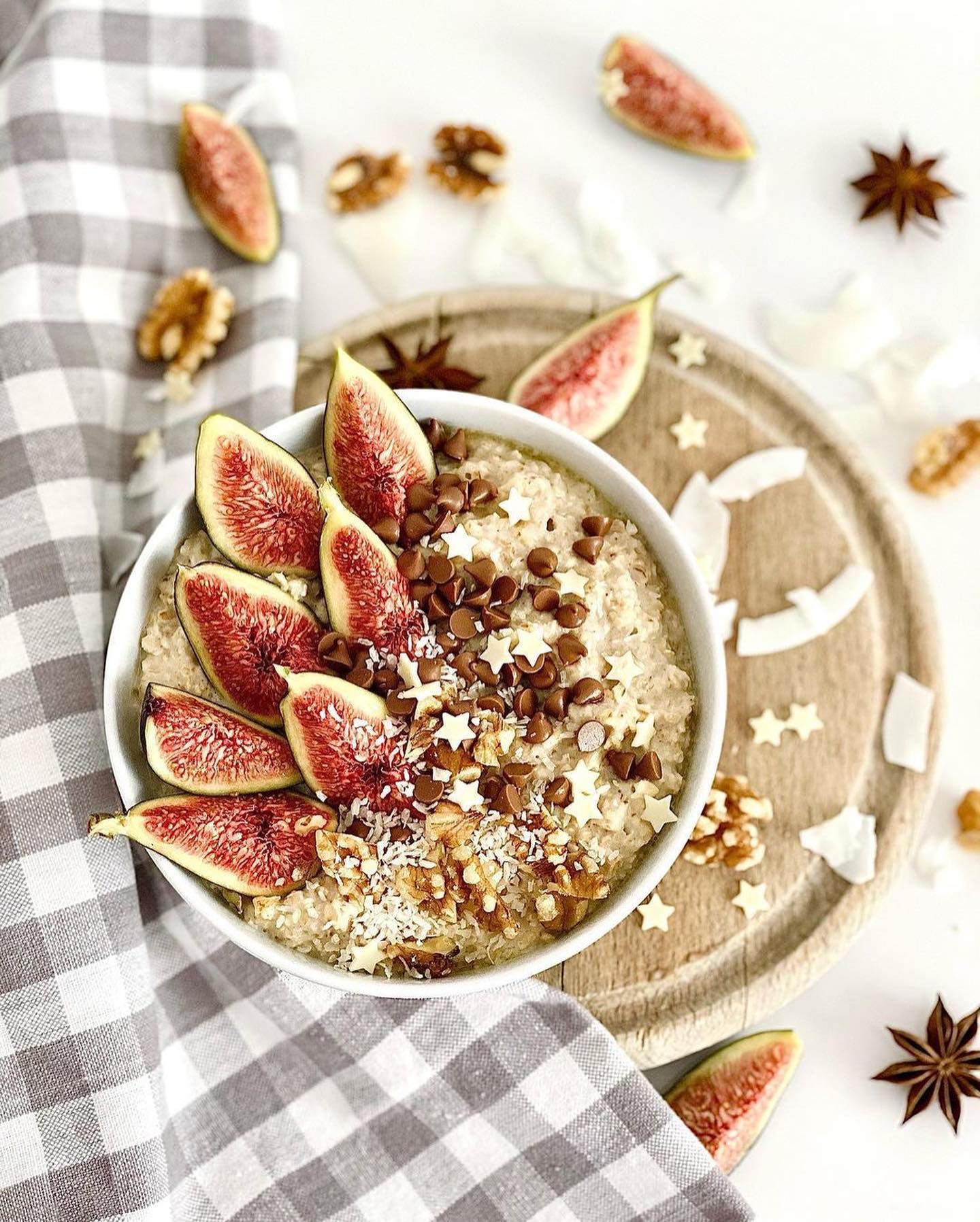 Coconut Oatmeal with Fresh Figs and Toppings
