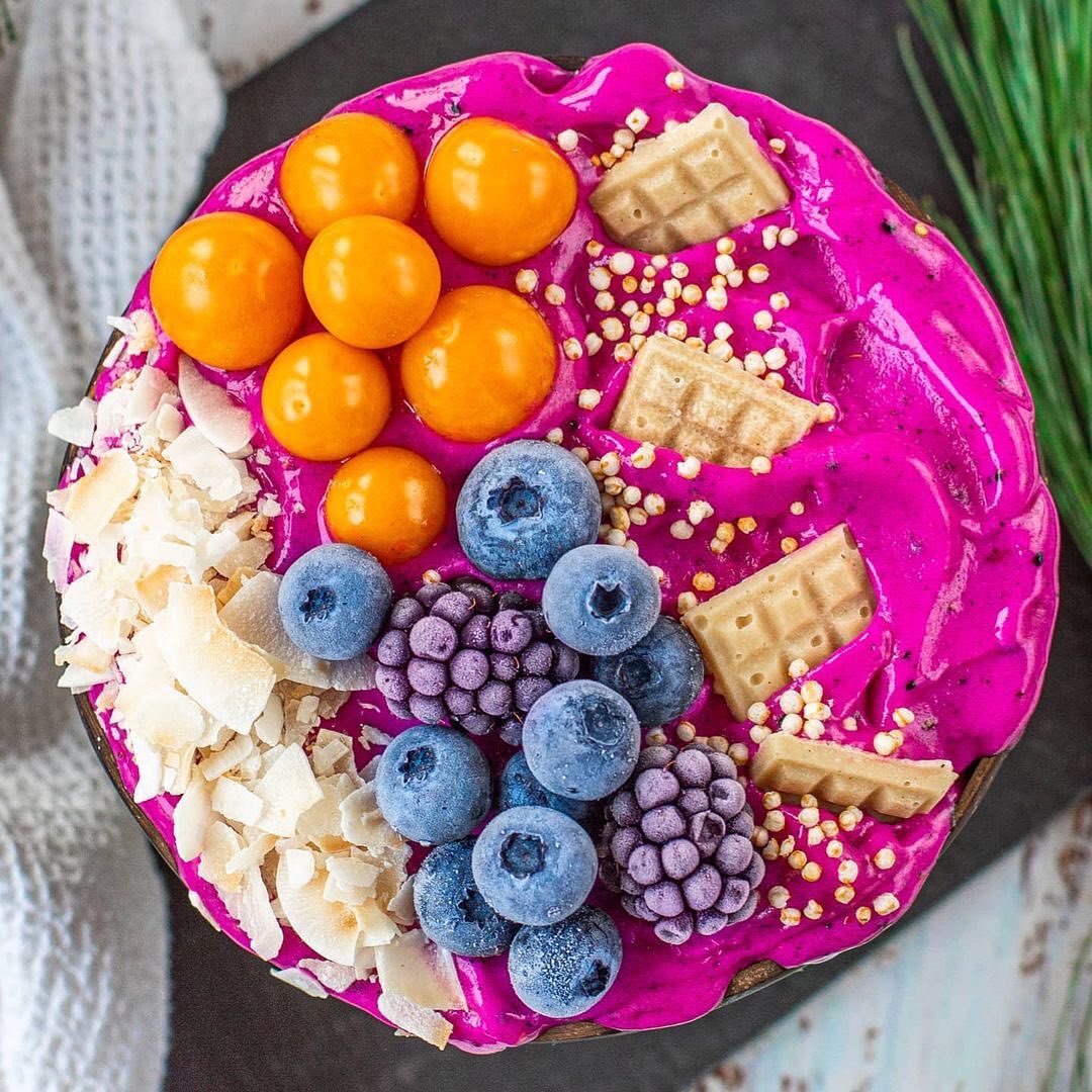 Pitaya Banana Nicecream Bowl