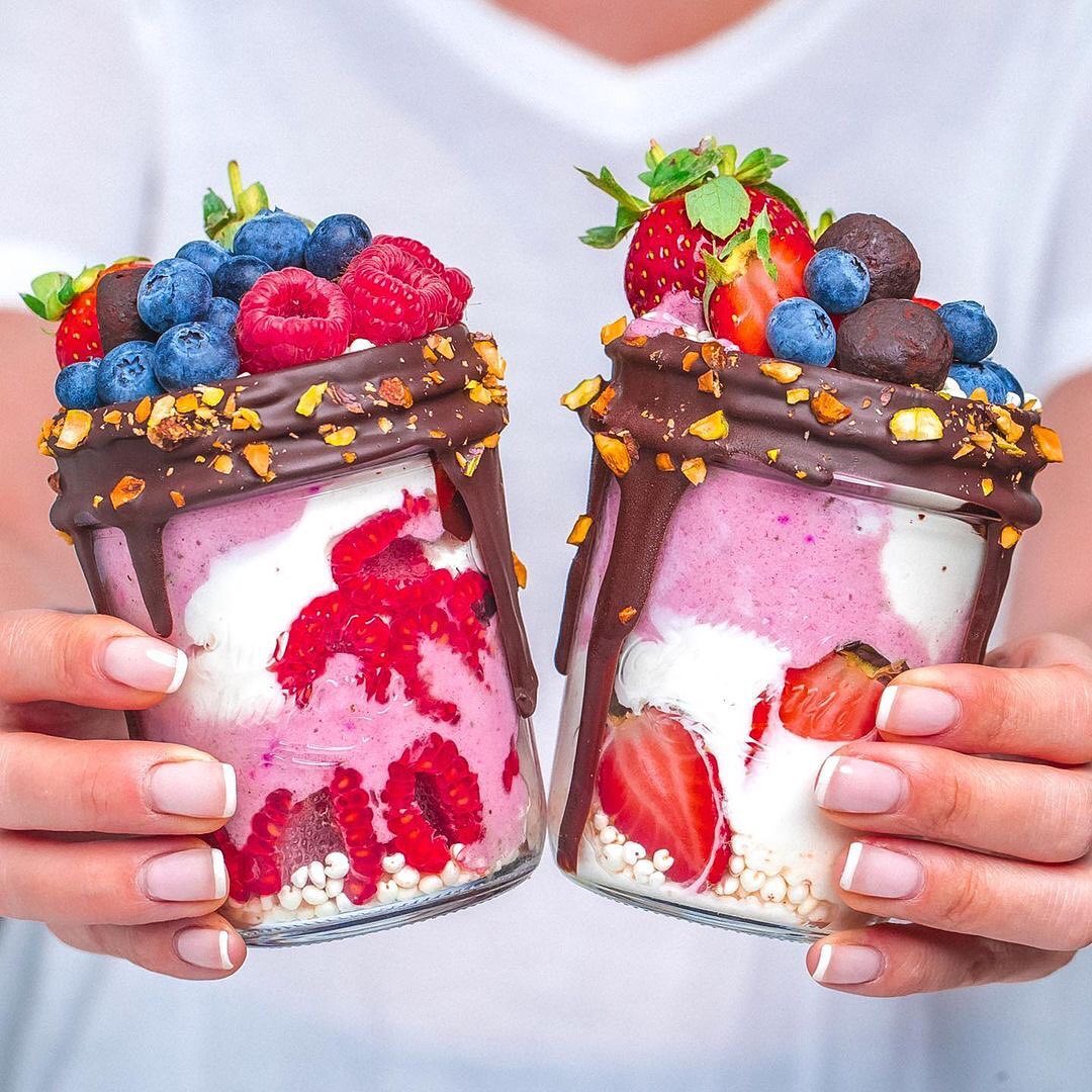 Frozen Banana and Raspberry Smoothie