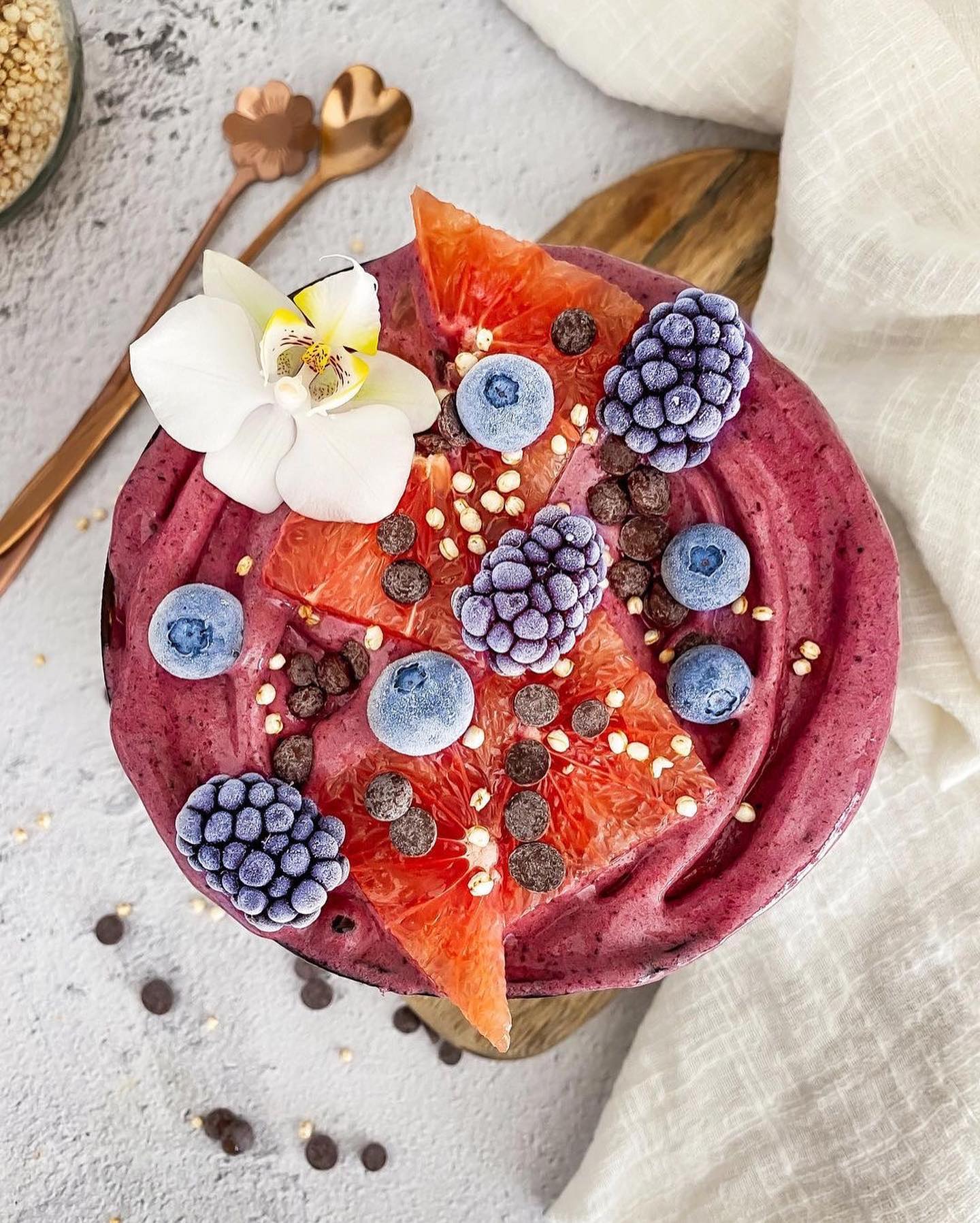 Frozen Fruit Smoothie with Toppings