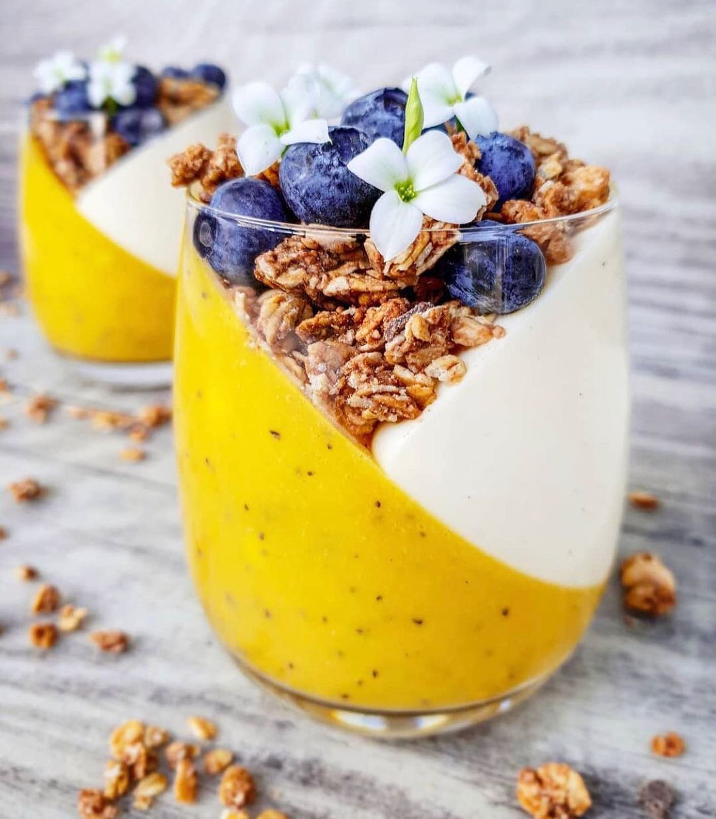 Tropical Matcha Smoothie Bowl with Fresh Fruits