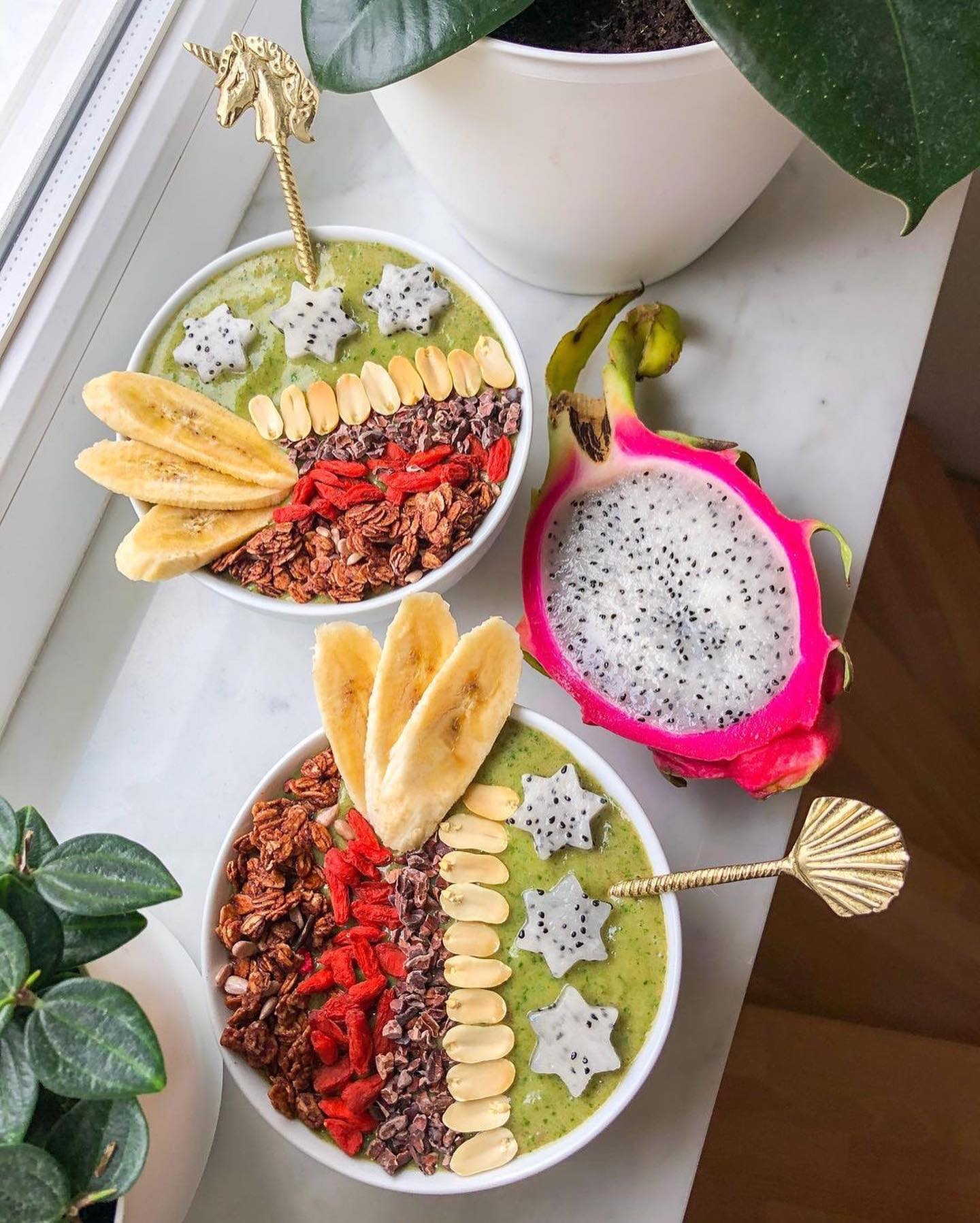 Matcha Spinach Protein Smoothie Bowl