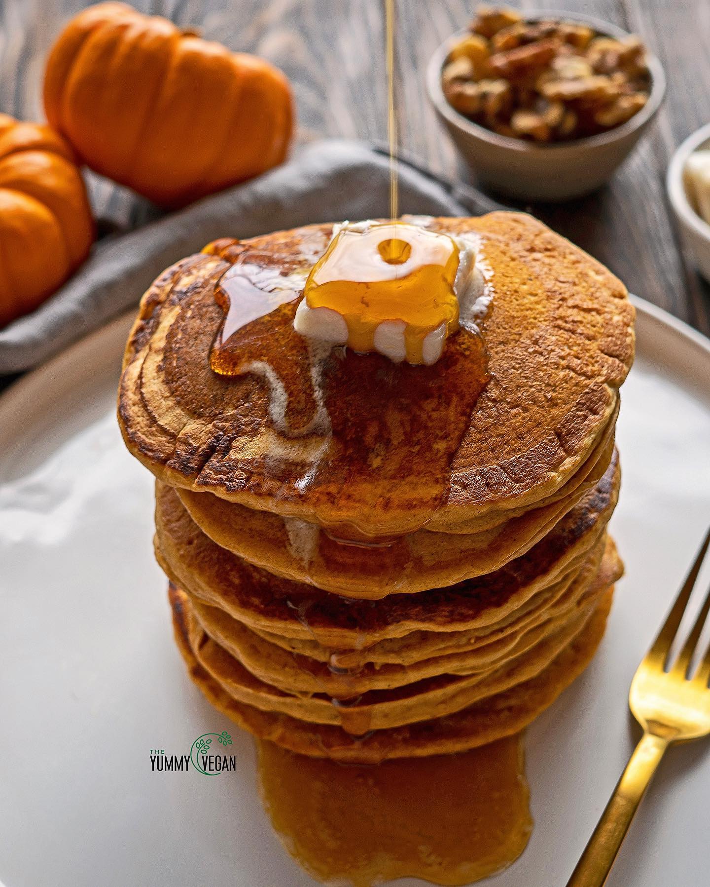 Vegan Spiced Pumpkin Pancakes