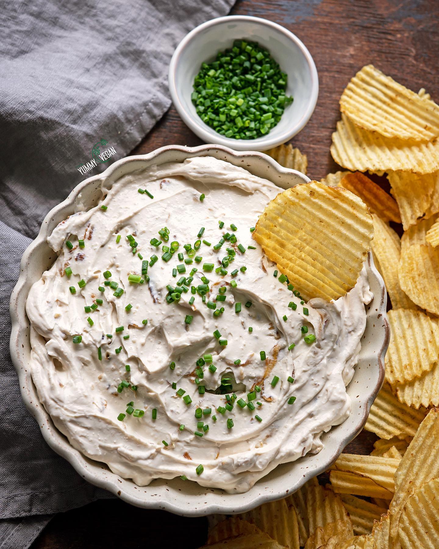 Creamy Veganized Onion Dip