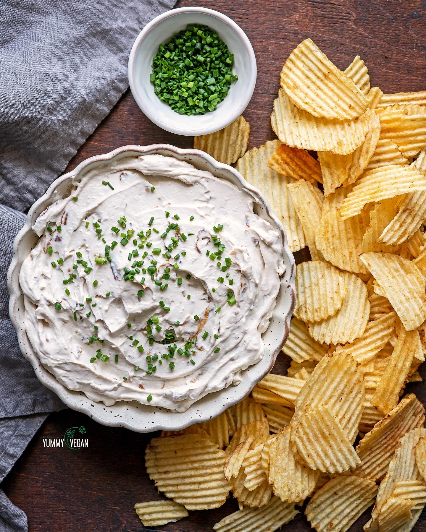 Creamy Veganized Onion Dip