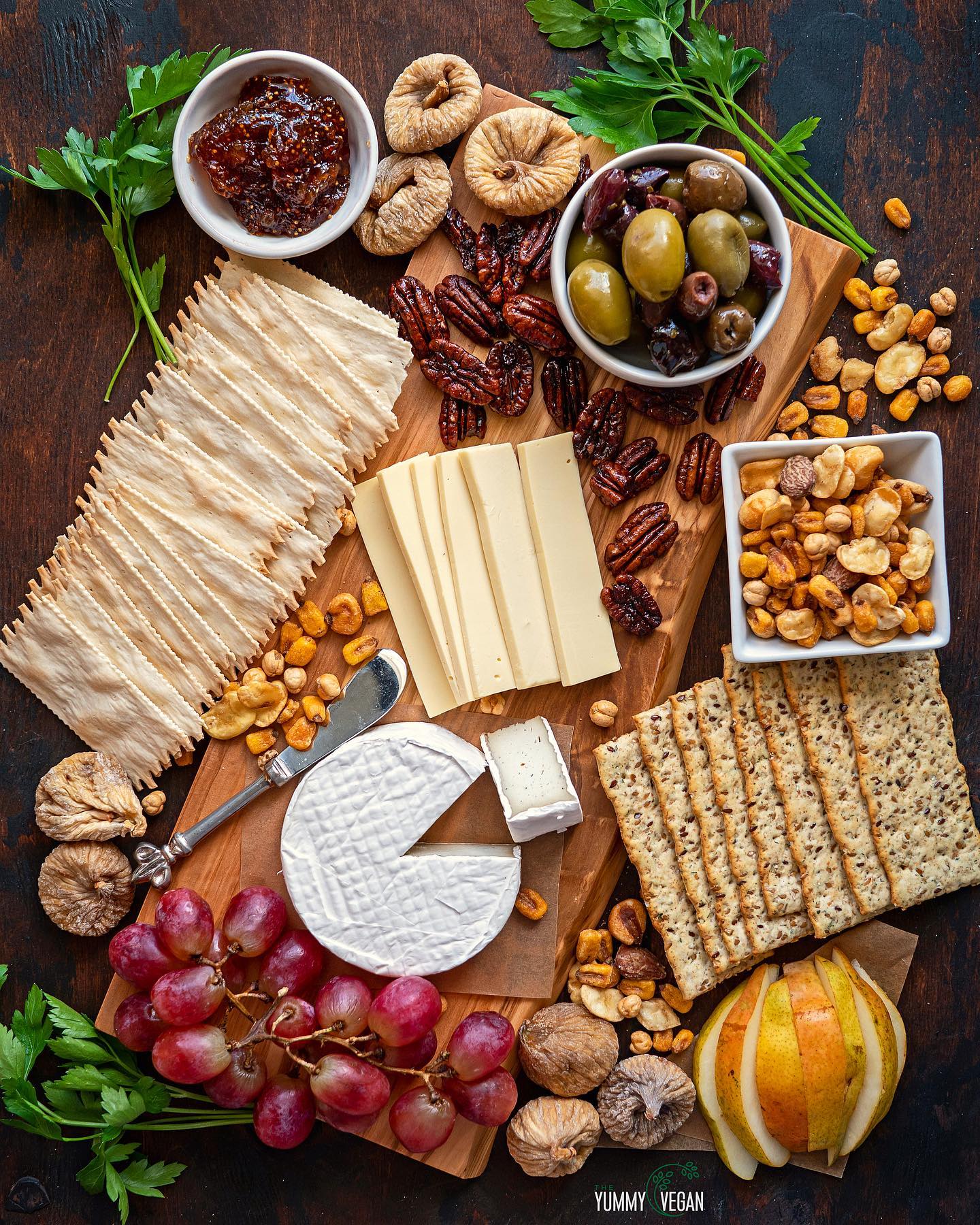 Easy Vegan Cheese Board