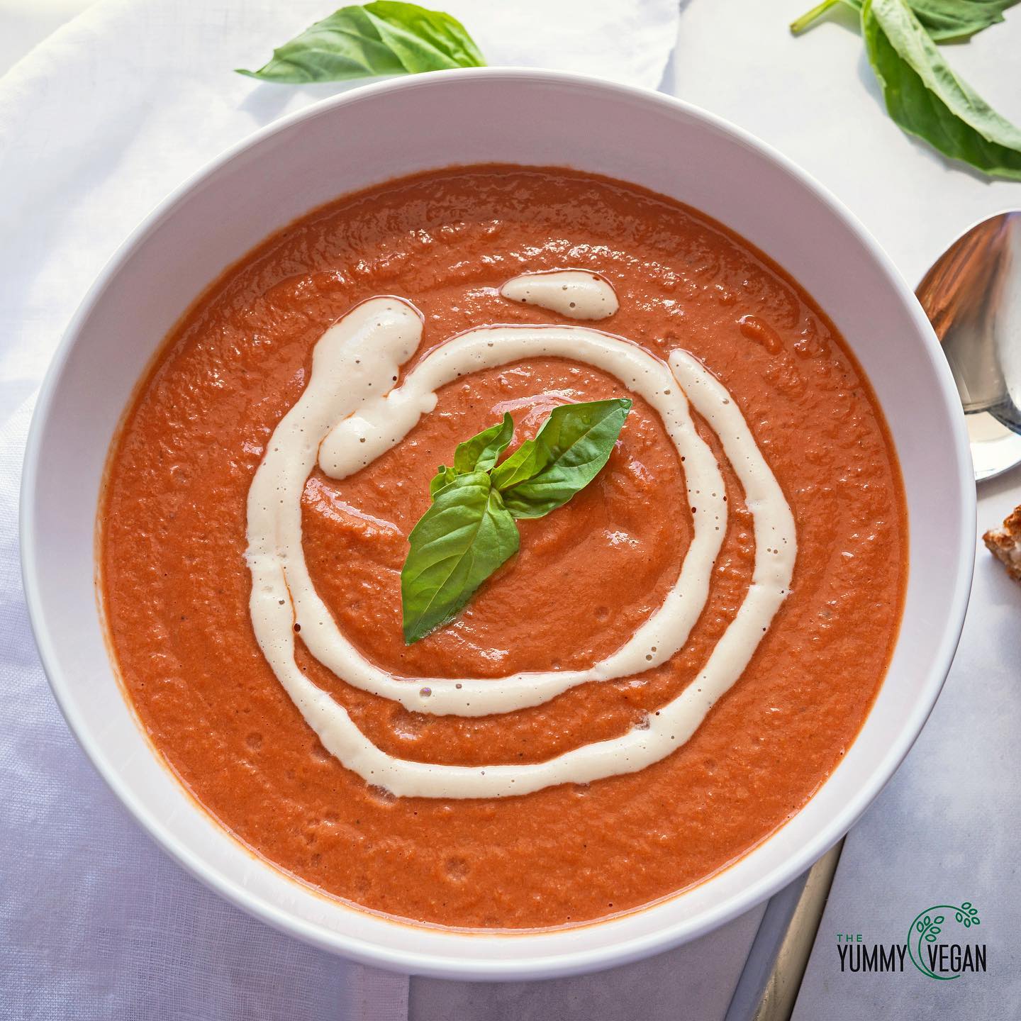 Creamy Tomato Basil Bisque