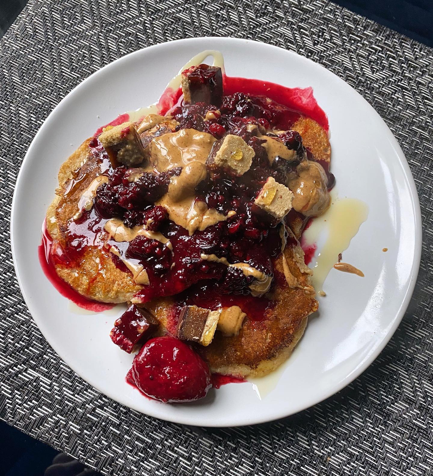 Three-Ingredient Healthy Vegan Pancakes