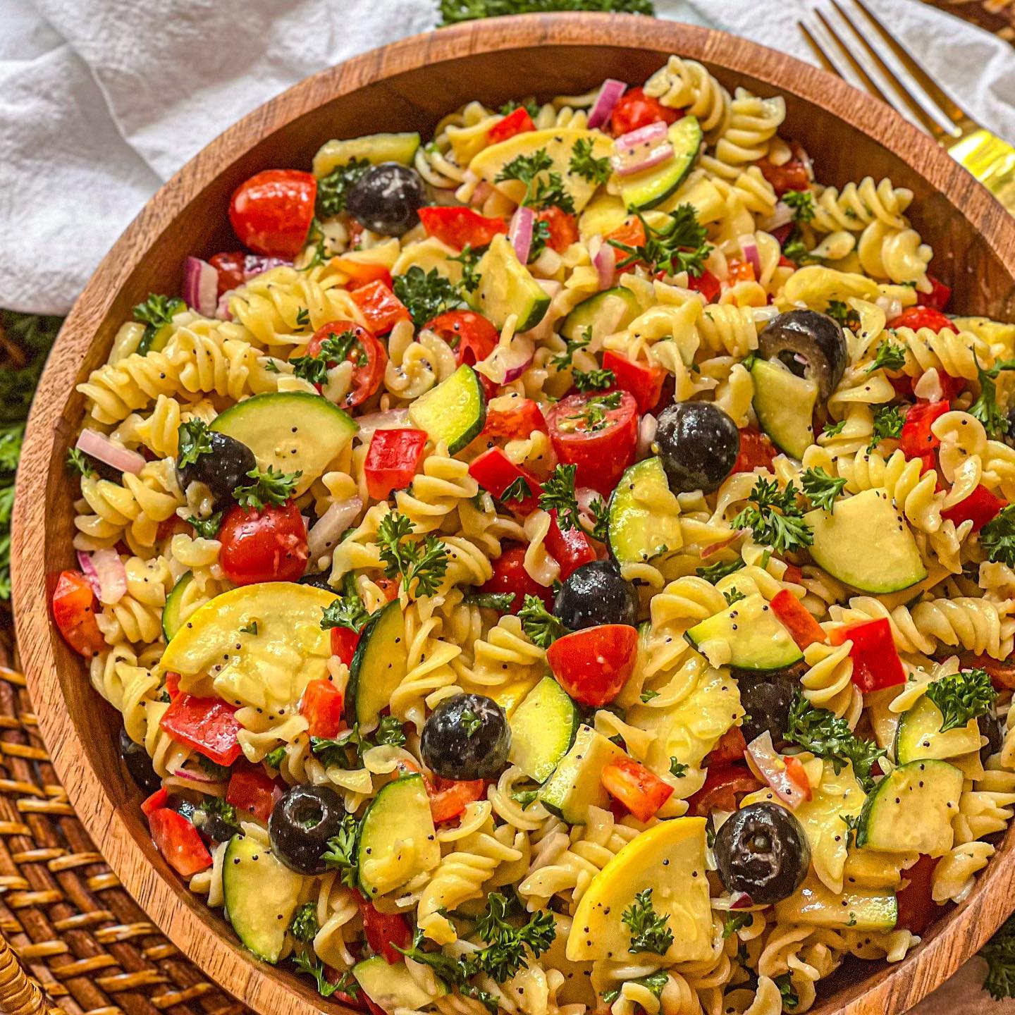 Lemon Poppyseed Summer Pasta Salad
