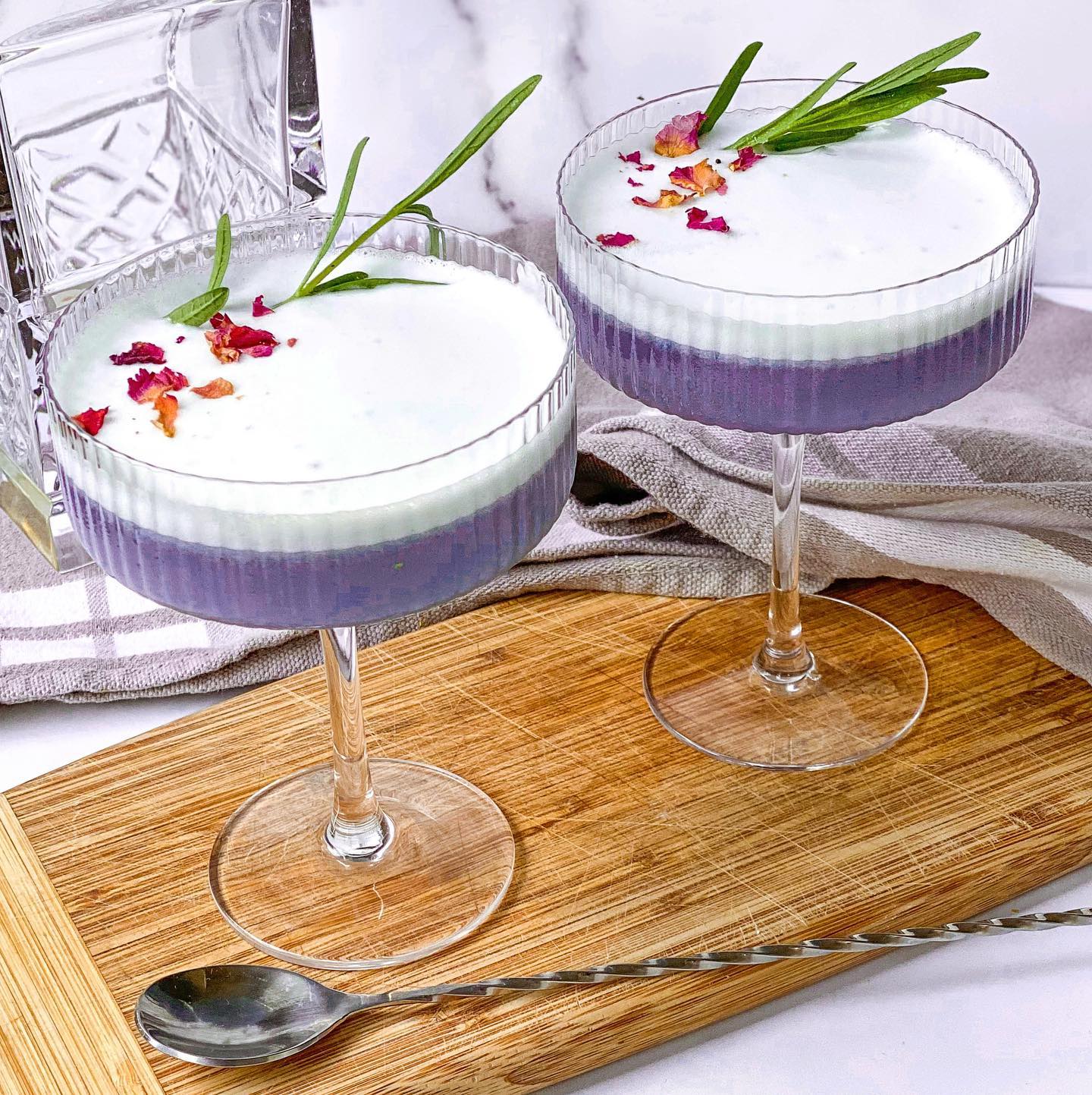 Vegan Lavender Lemon Gin Sour