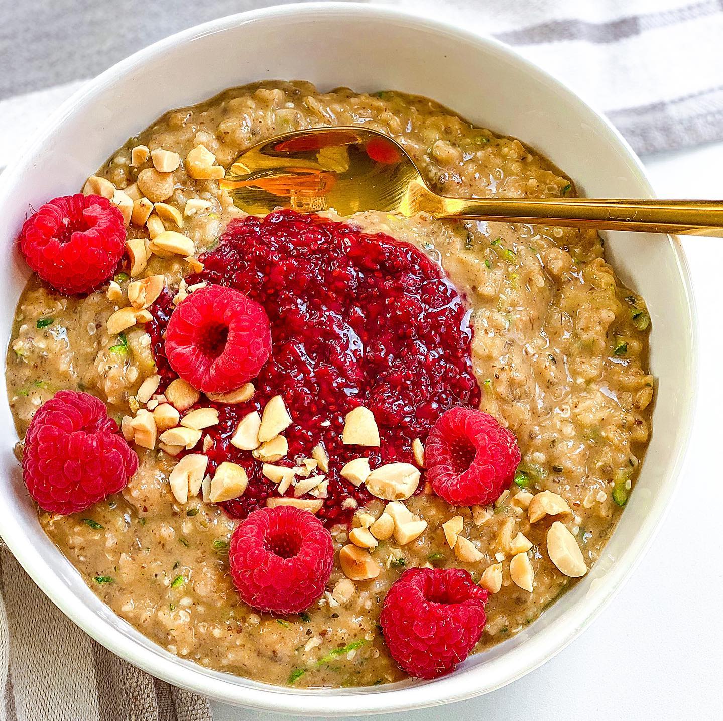 Vegan Peanut Butter Jelly Oats with Zucchini