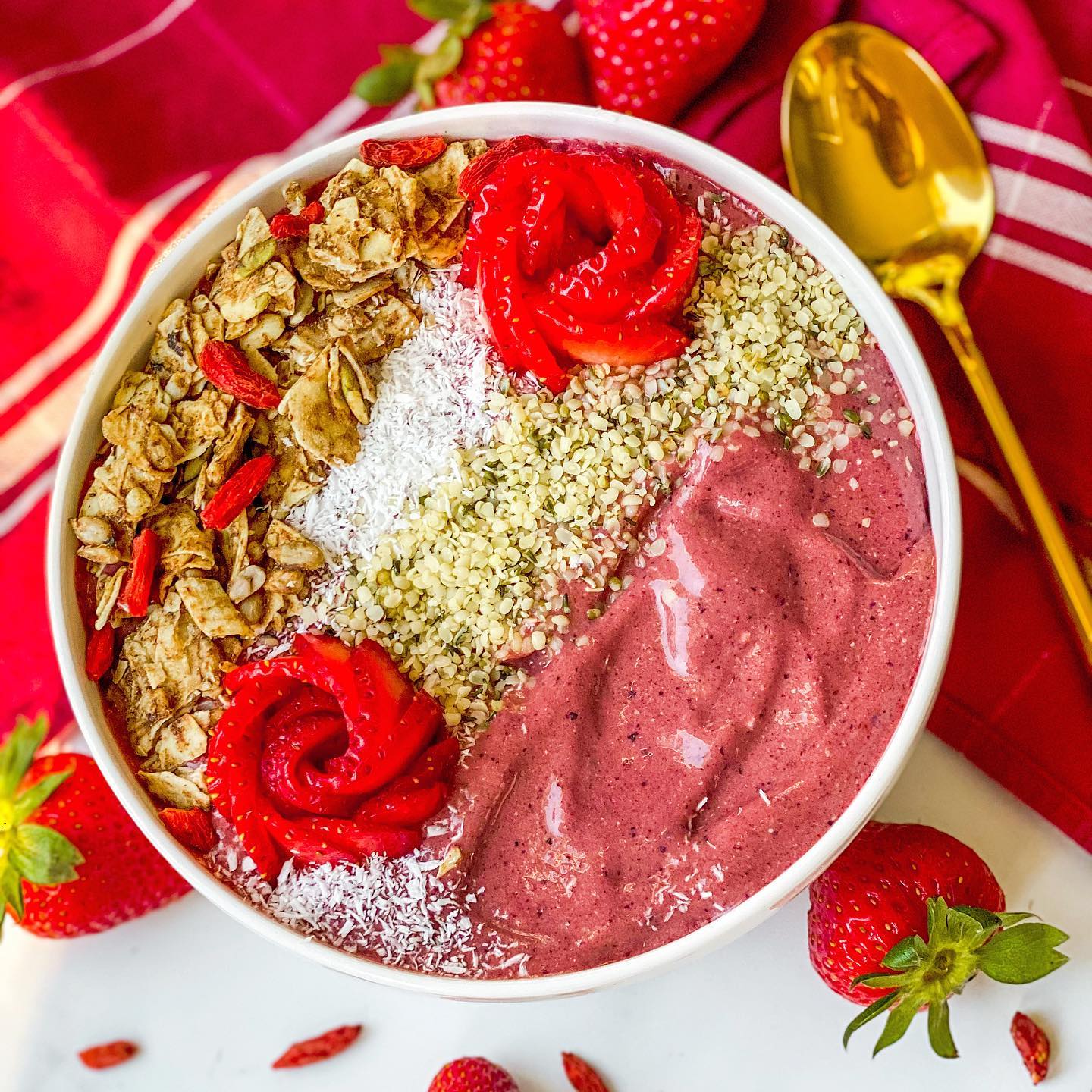 Immunity Boosting Smoothie Bowl