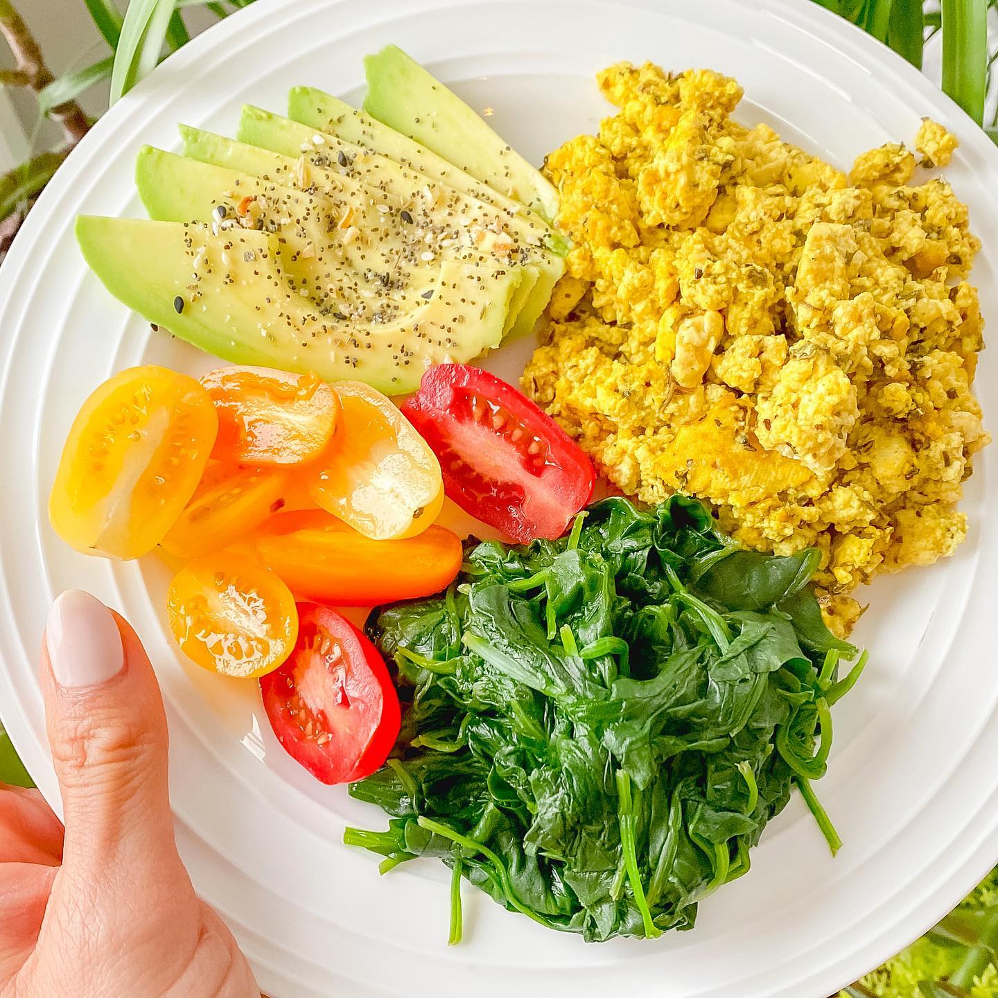 Simple Veggie Tofu Scramble
