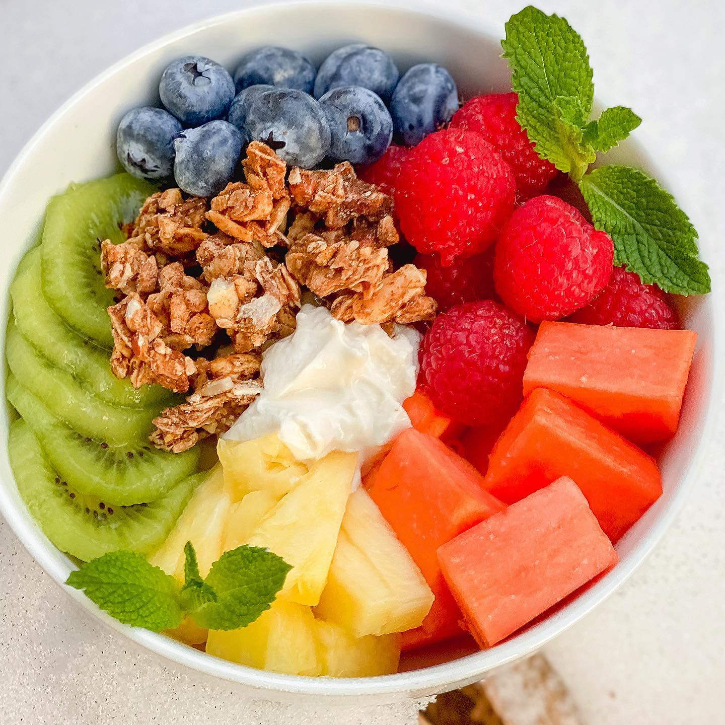 Superfood Fruit Breakfast Bowl