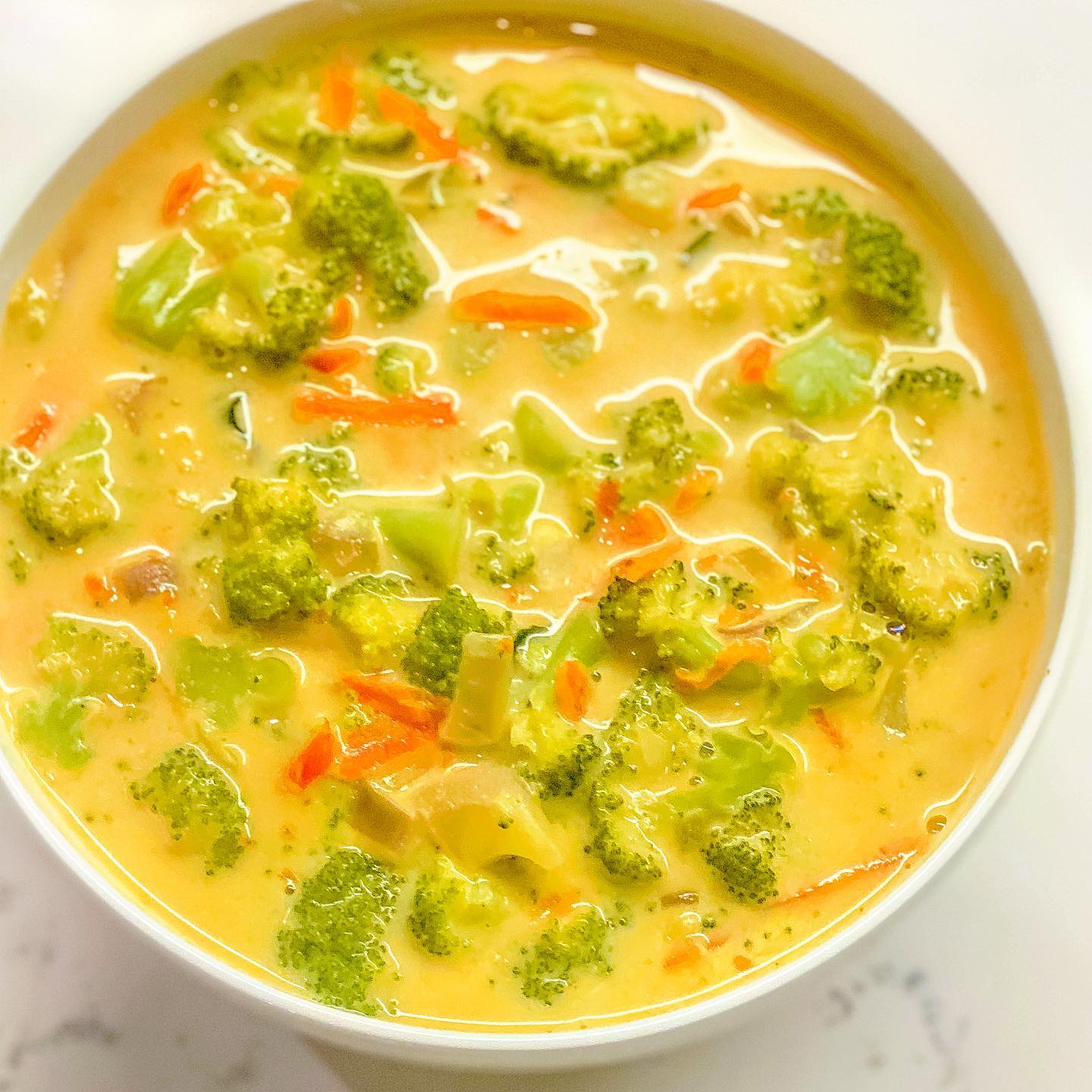 Vegan Broccoli Cheddar Soup