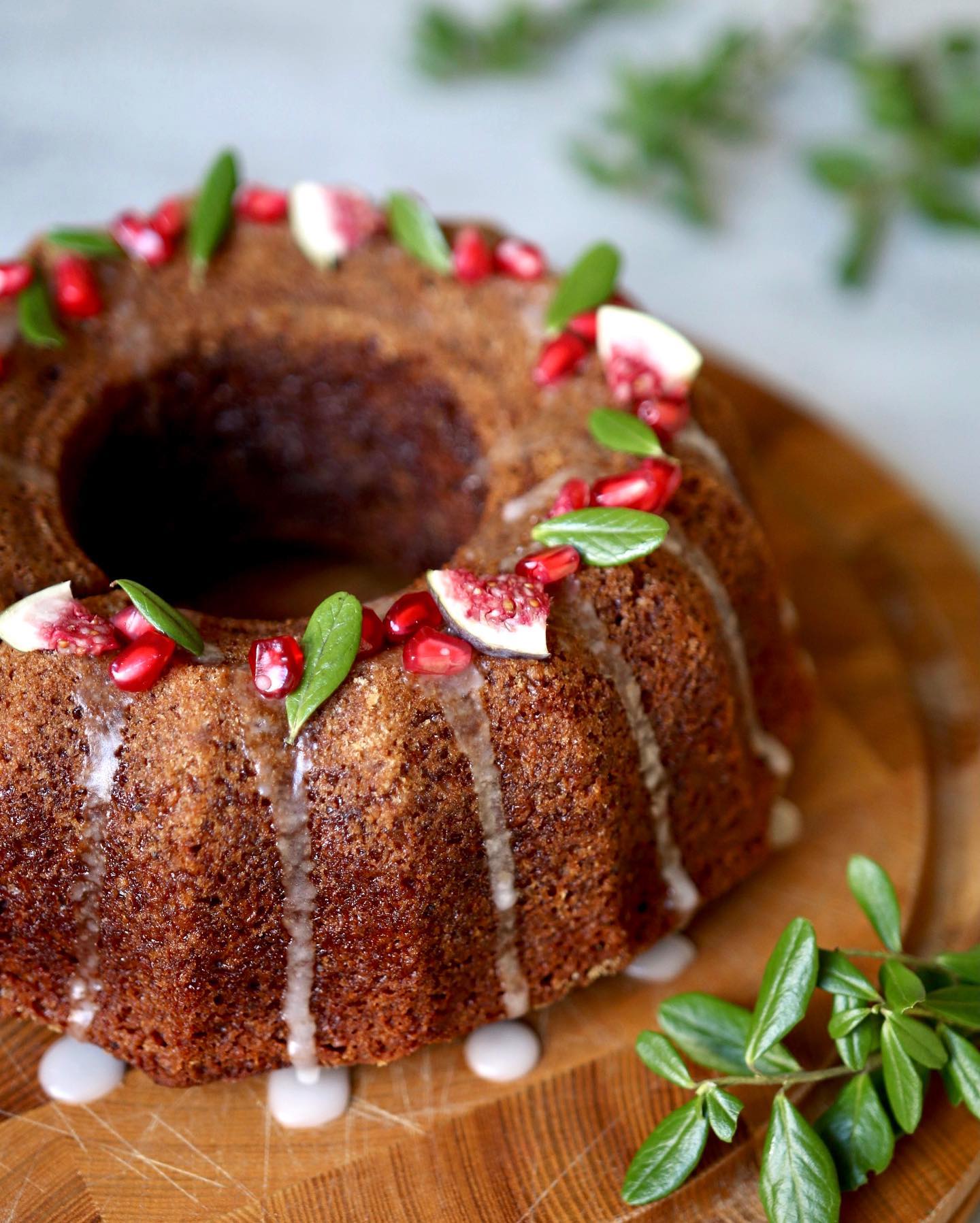 Festive Vegan Gingerbread Cake