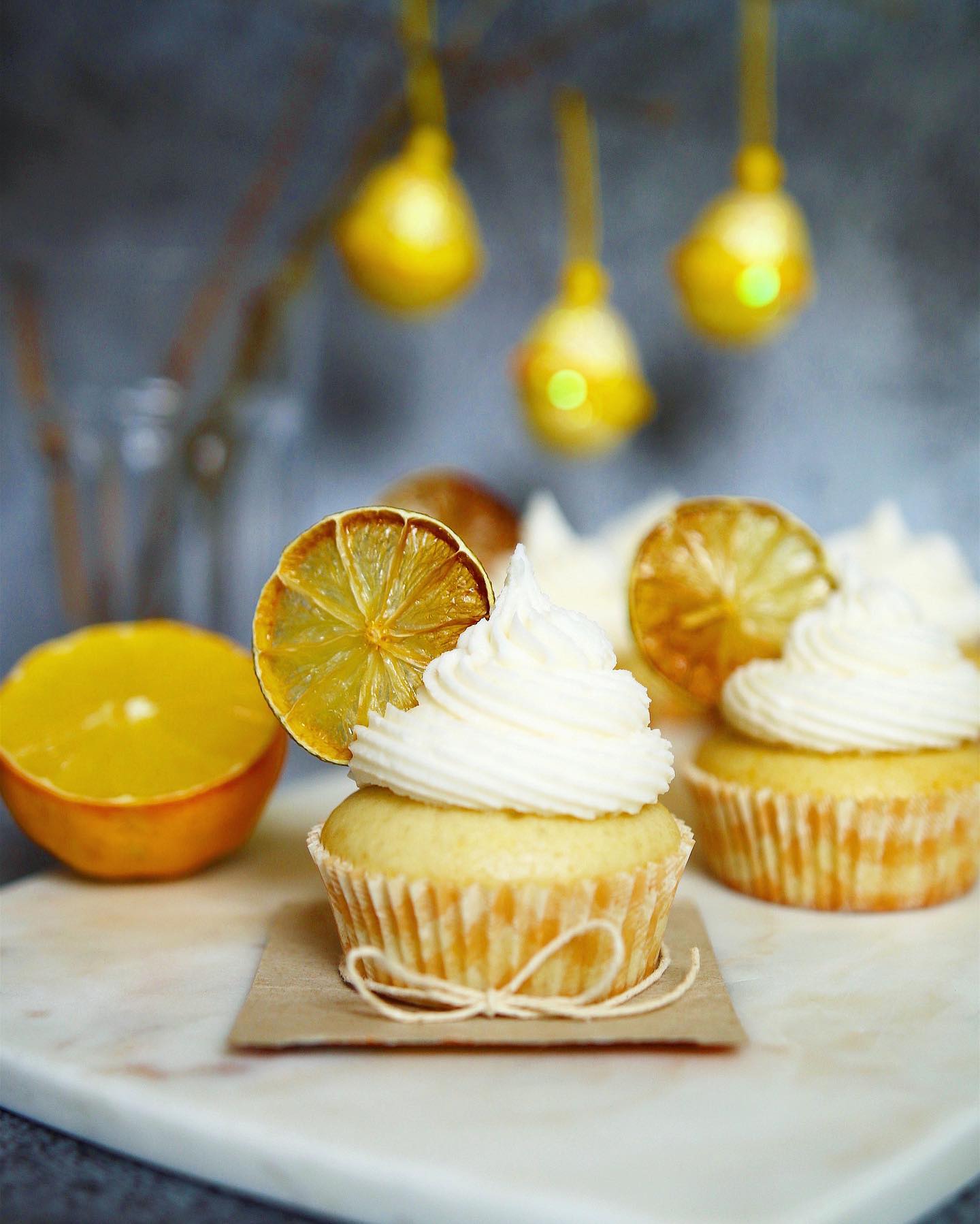 Super Delicious Vegan Lemon Cupcakes
