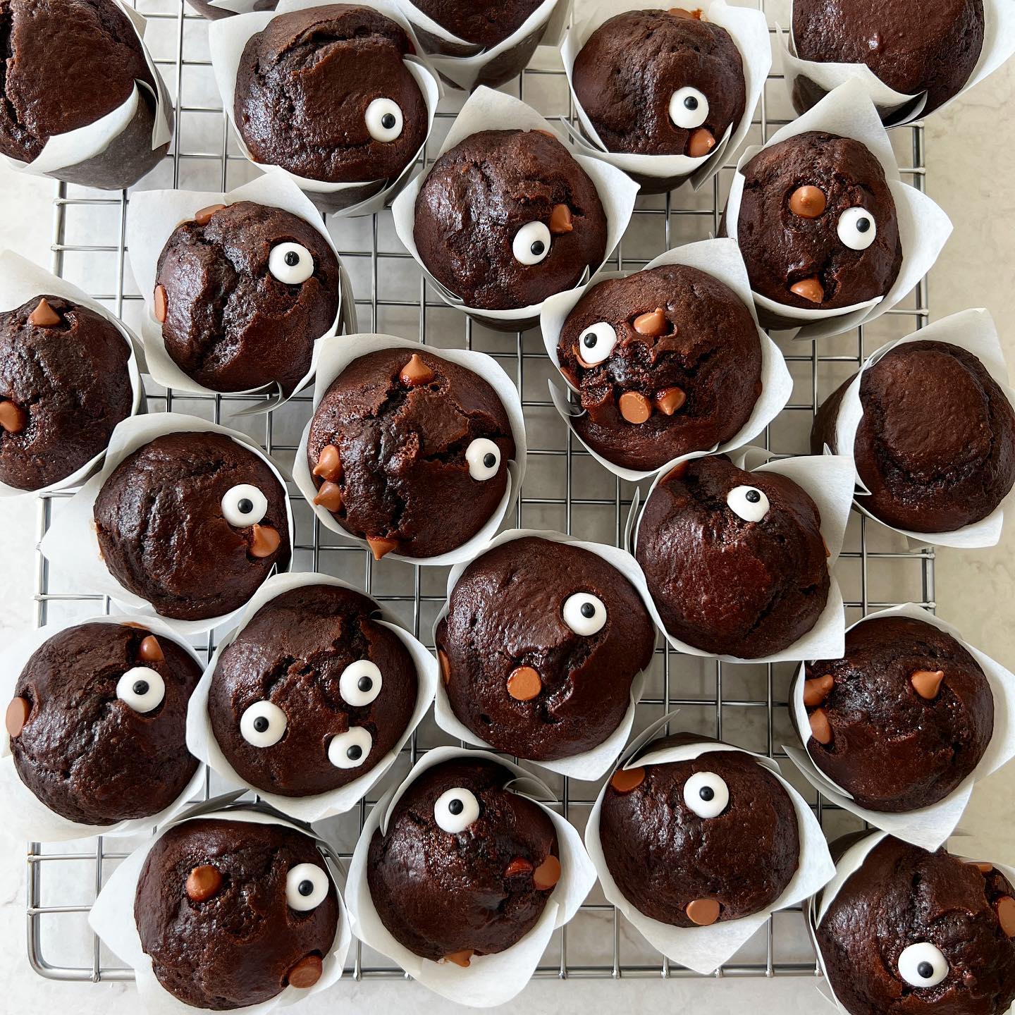 Trick or Treat Mini Muffins