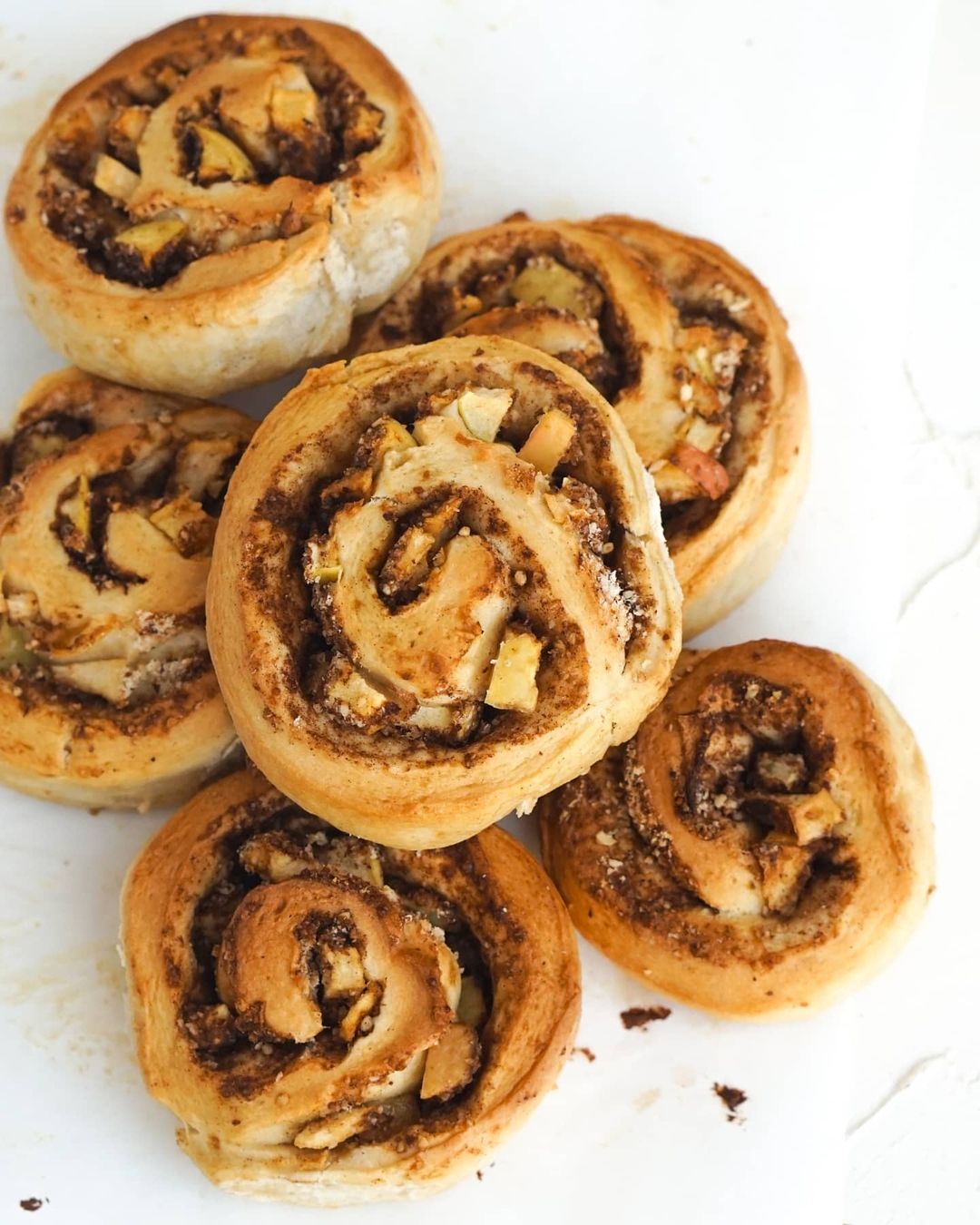Apple Cinnamon Nut Rolls