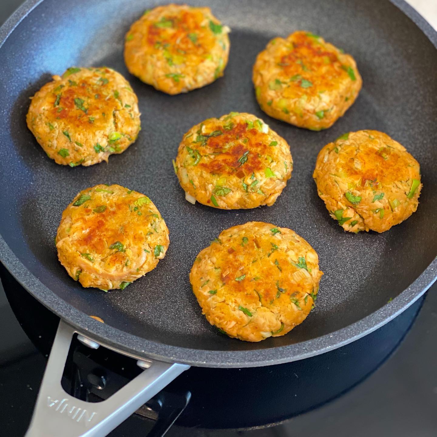 Quick and Easy Thai Salmon Fish Cakes