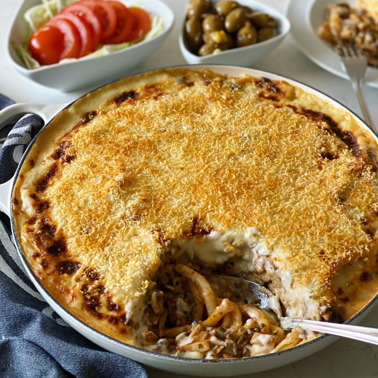 Creamy Mushroom Mdf Pasta Bake