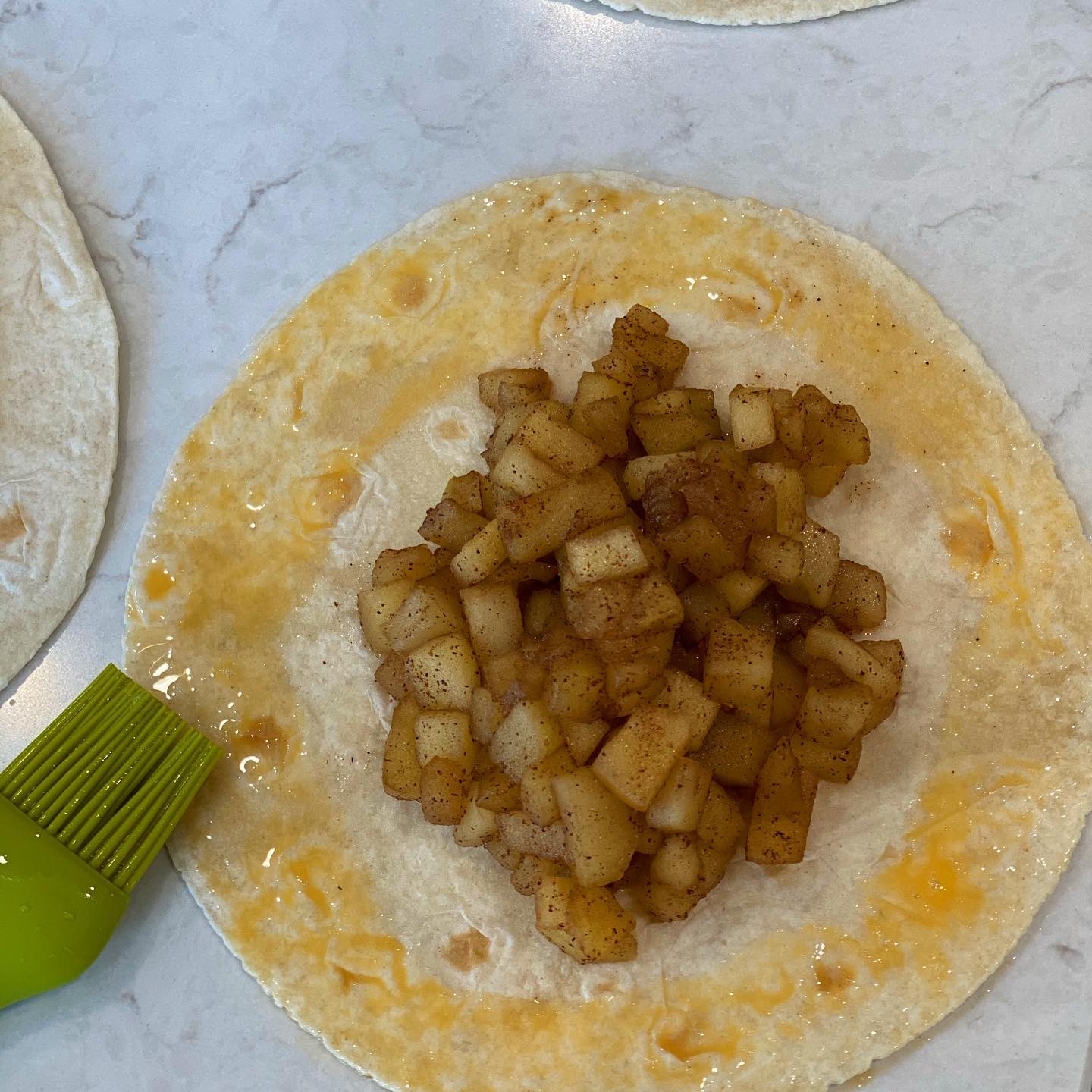 Healthy Apple Pie Wraps
