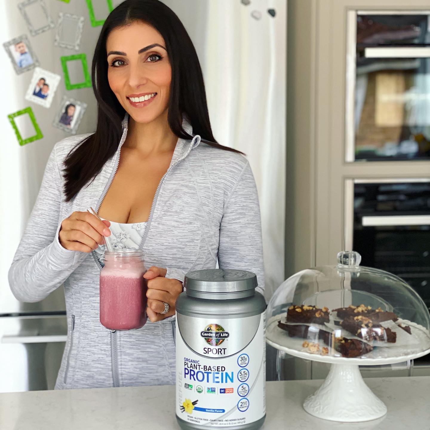 Easy Vegan Chocolate Protein Brownies