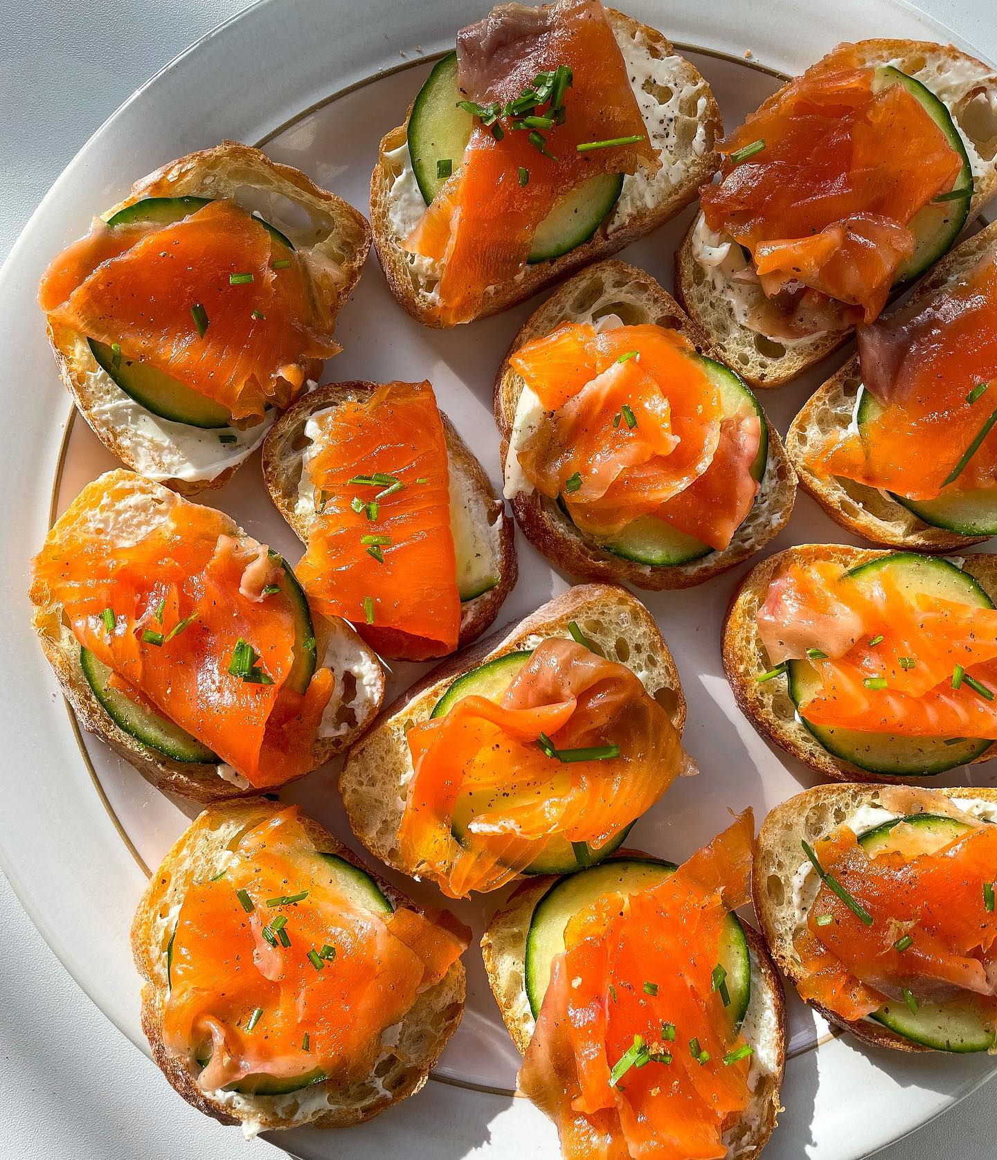 Smoked Salmon Appetizer Bites