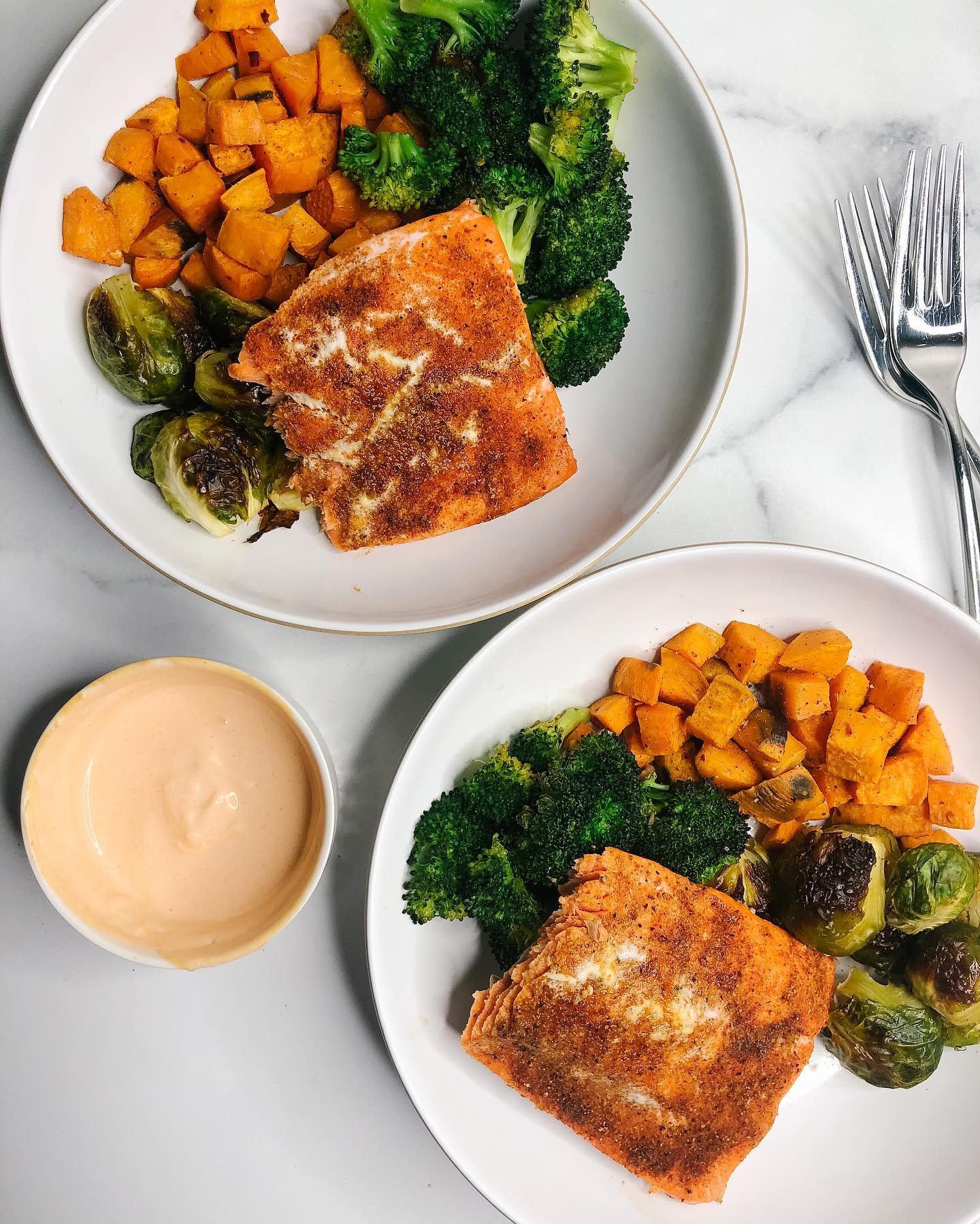 Easy Salmon & Veggie Sheet Pan Delight