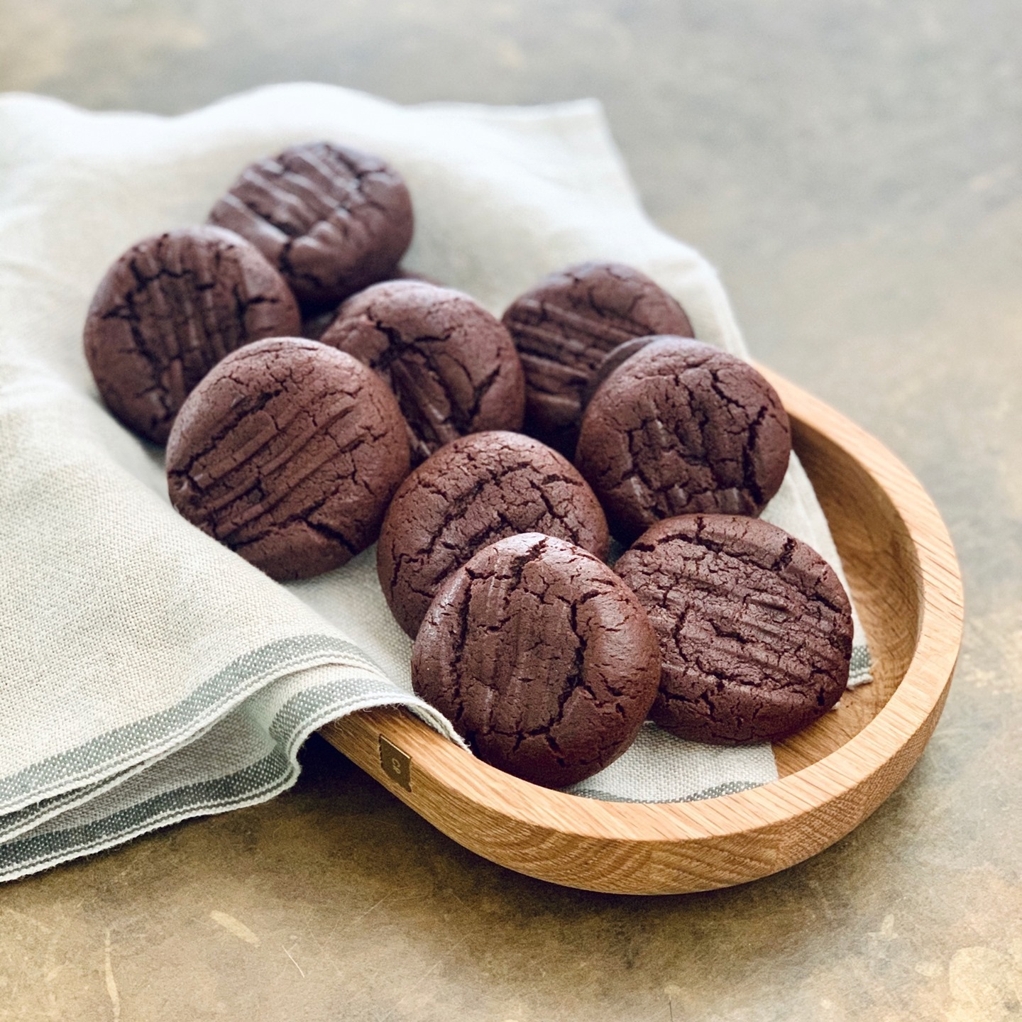 Fudgy Chocolate Cookies