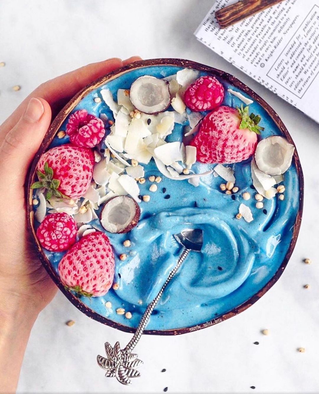 Nutritious Smoothie Bowl with Frozen Bananas and Pineapple