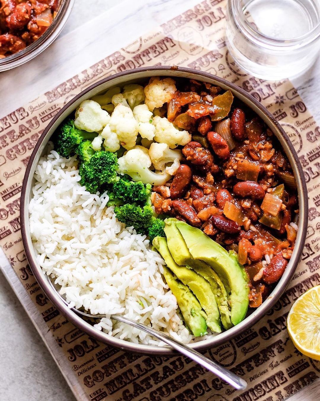 Vegan Chili with Avocado and Veggies