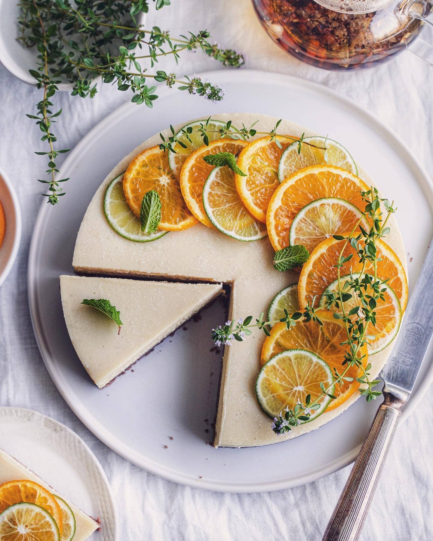 Vegan No-Bake Orange and White Chocolate Cake