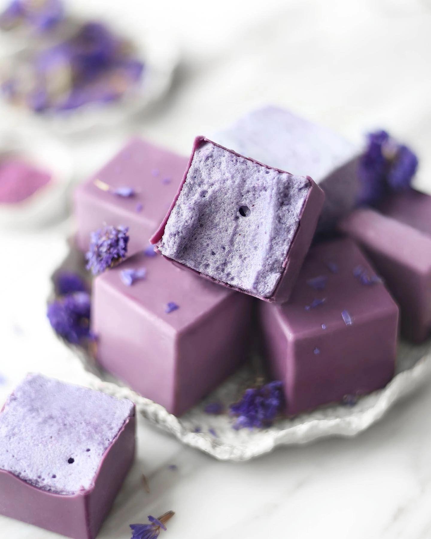 Berry and Taro Flavored Vegan Marshmallows