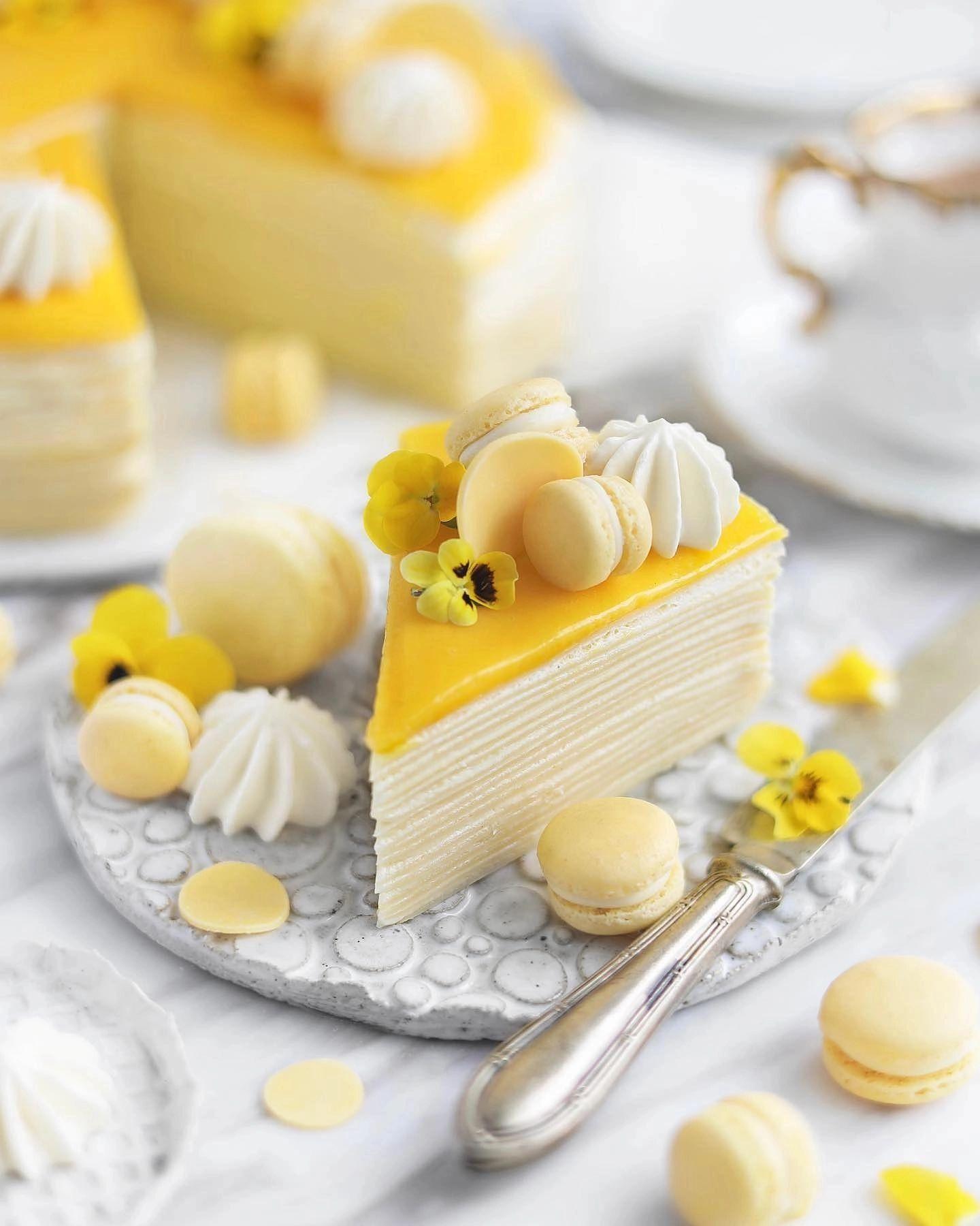 Vegan Mango Crêpe Cake