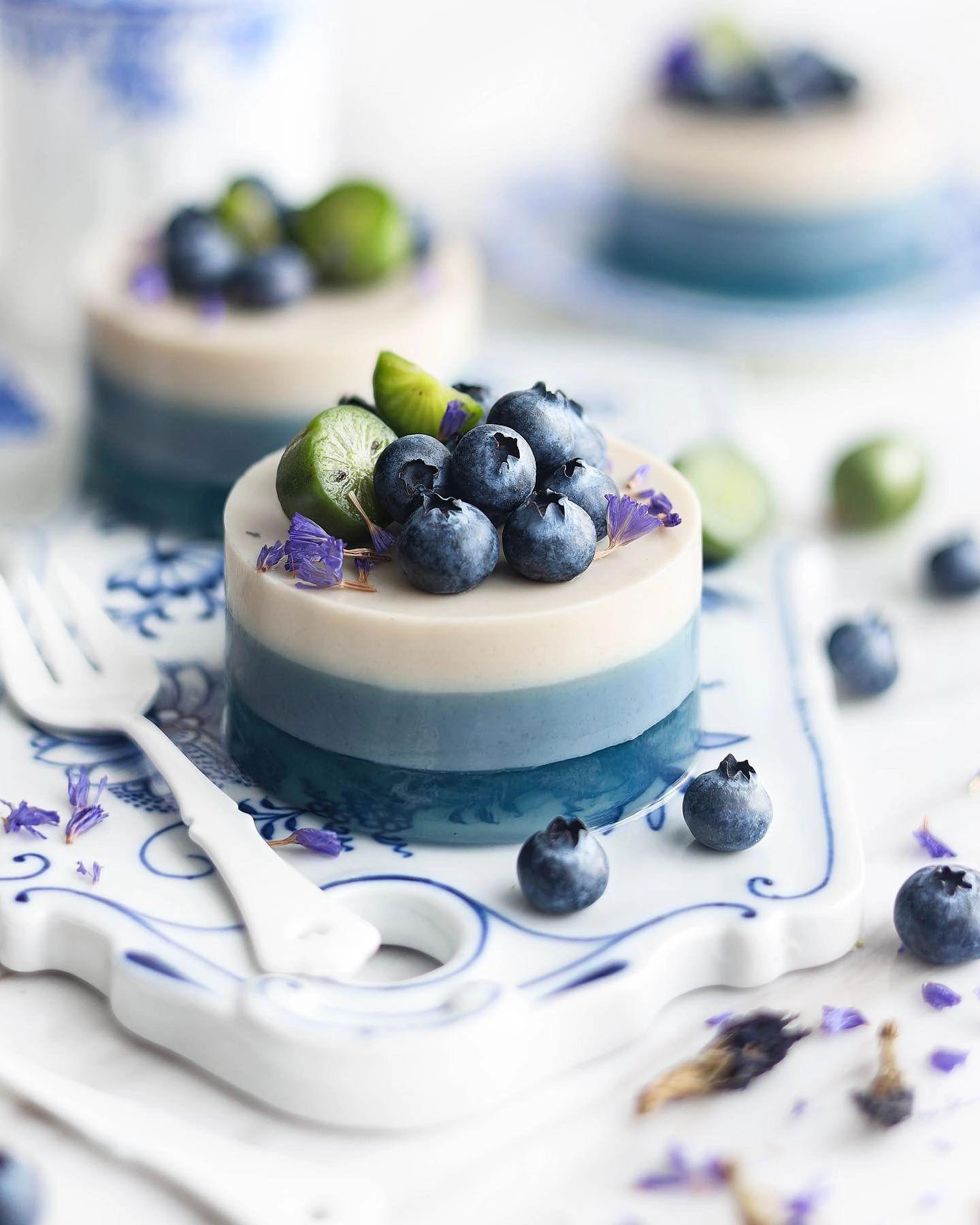 Butterfly Pea and Forget Me Not Flower Pudding
