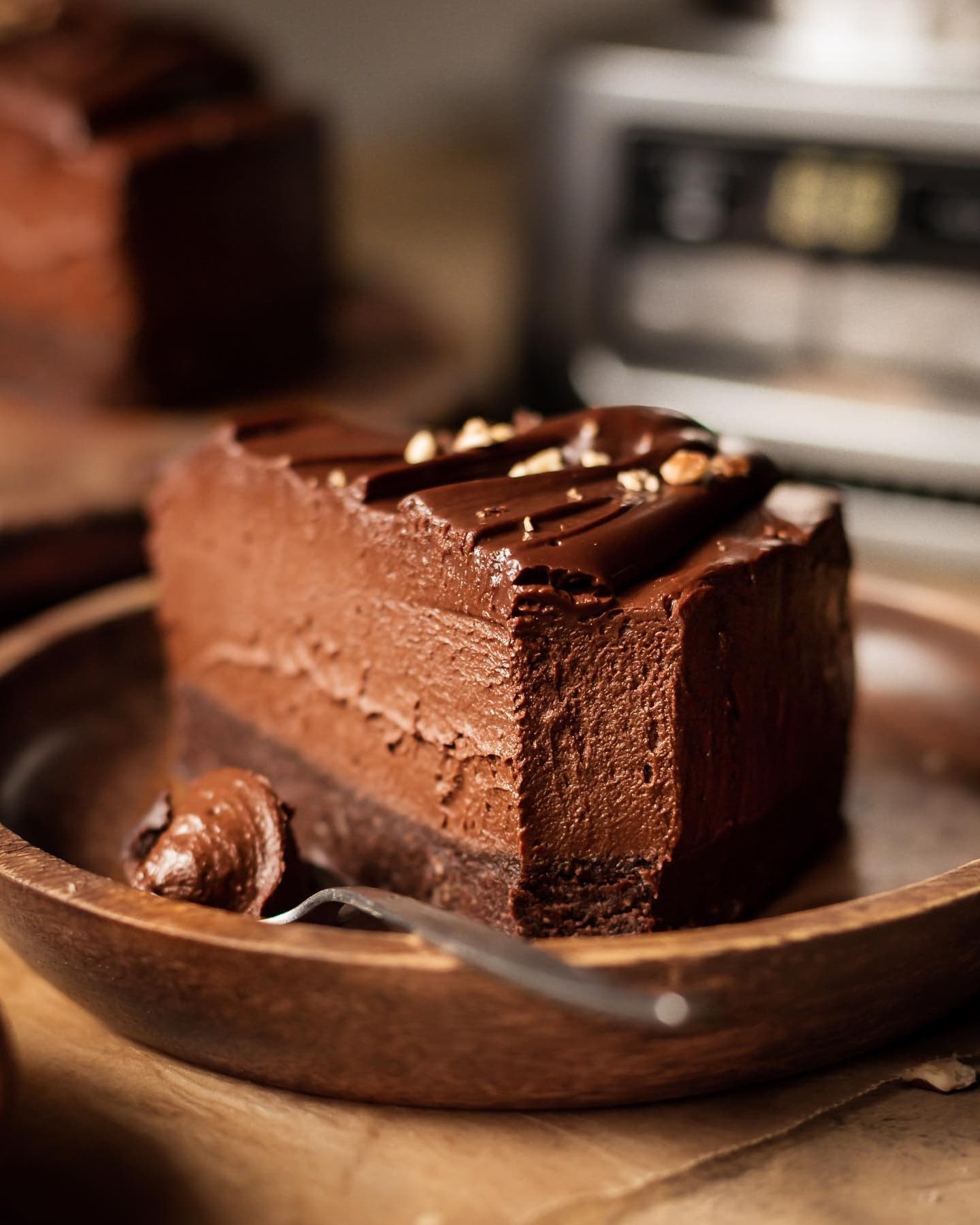 Vegan No-Bake Dark Chocolate Mousse Cheesecake with Walnut Brownie Base