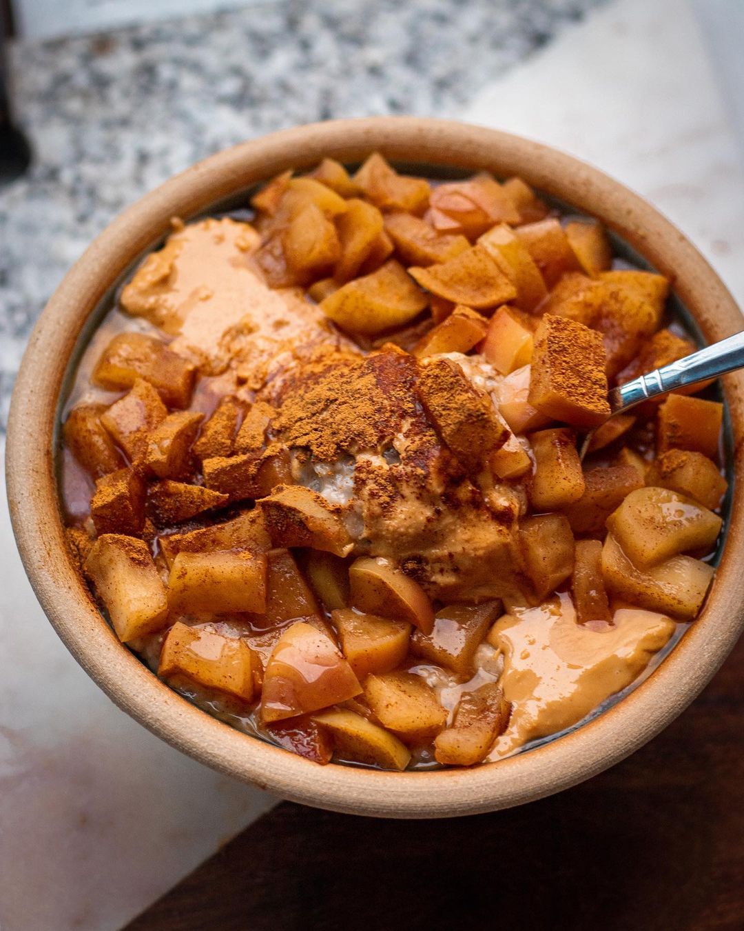 Apple Cinnamon Oats with Chia and Peanut Butter