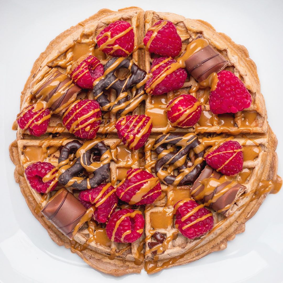 Low-Calorie Protein Waffle with Raspberry Toppings