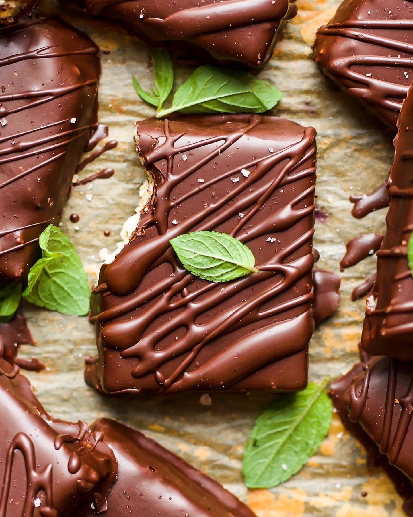 Vegan No-Bake Mint Rough Bars