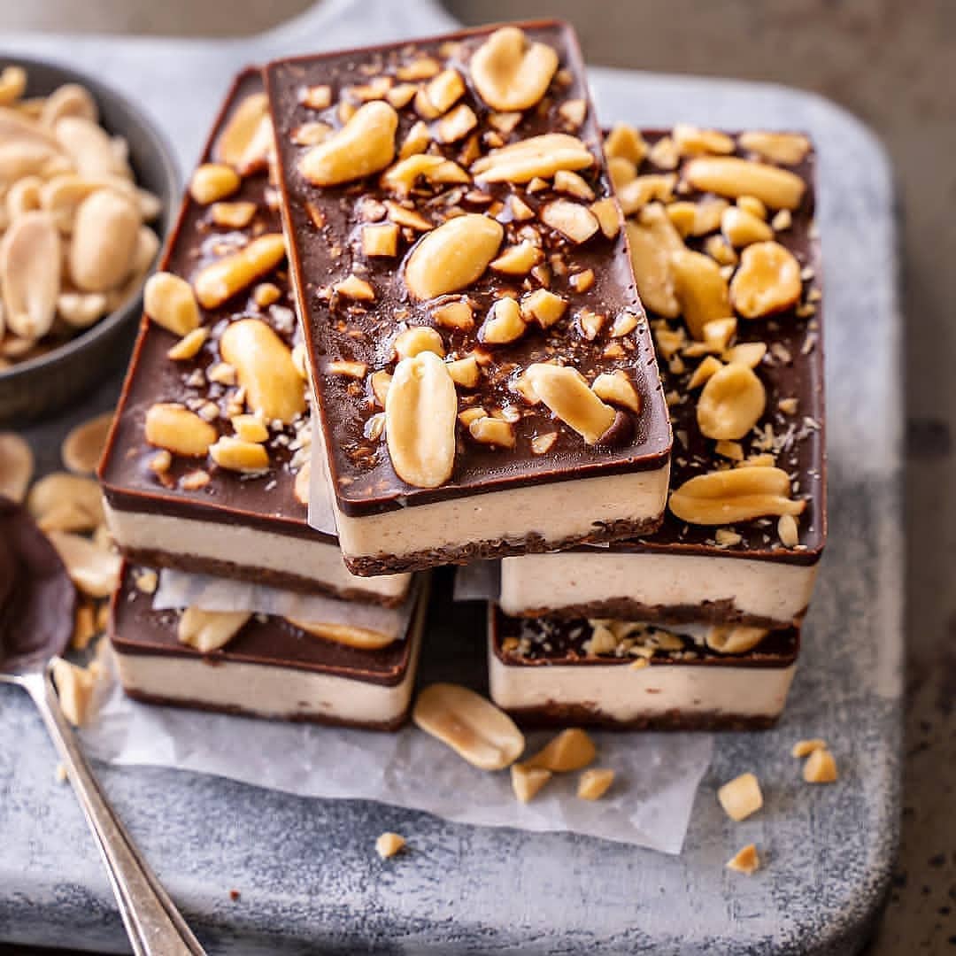 Vegan No-Bake Frozen Double Chocolate Caramel Bars