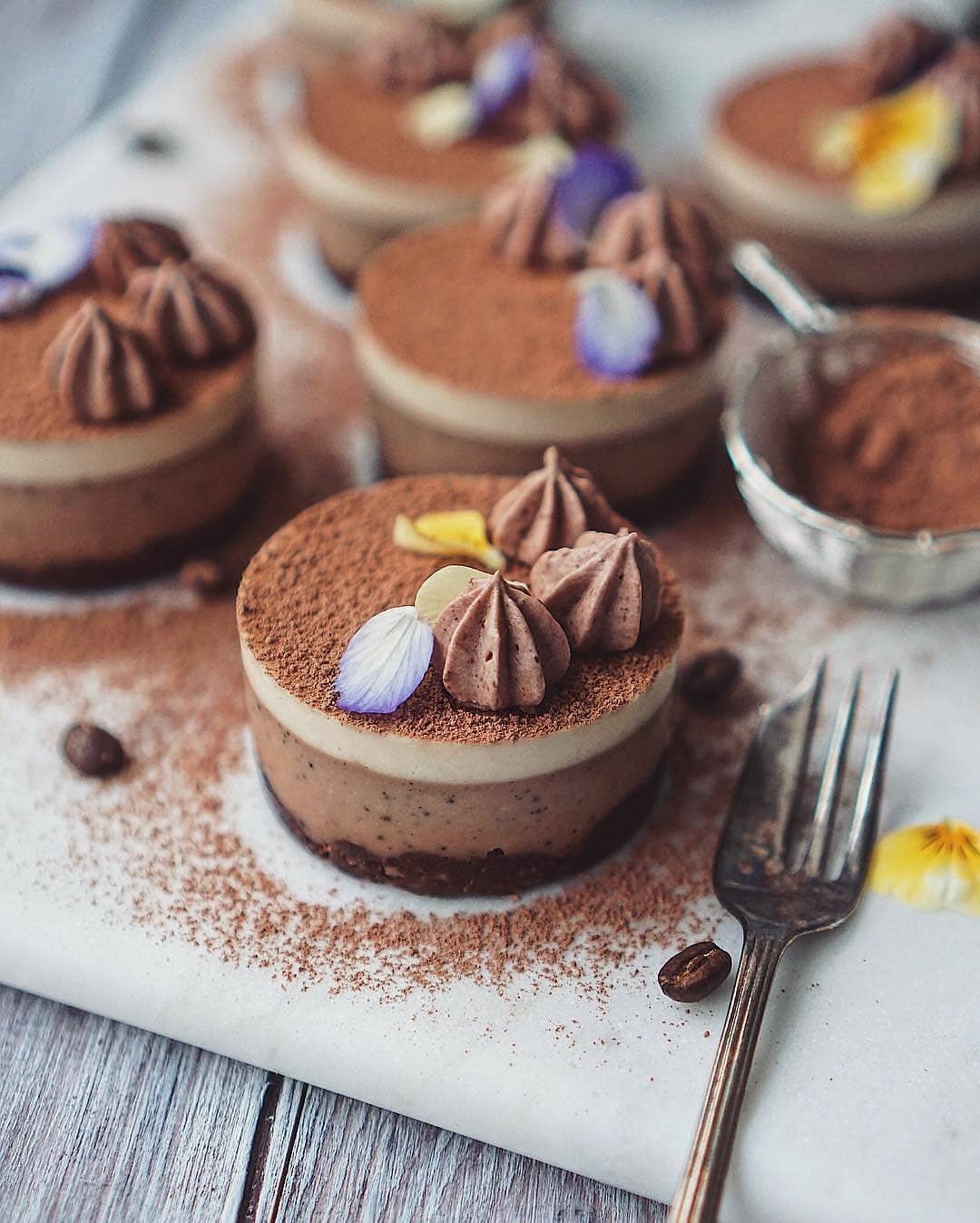 Easy Vegan No-Bake Tiramisu