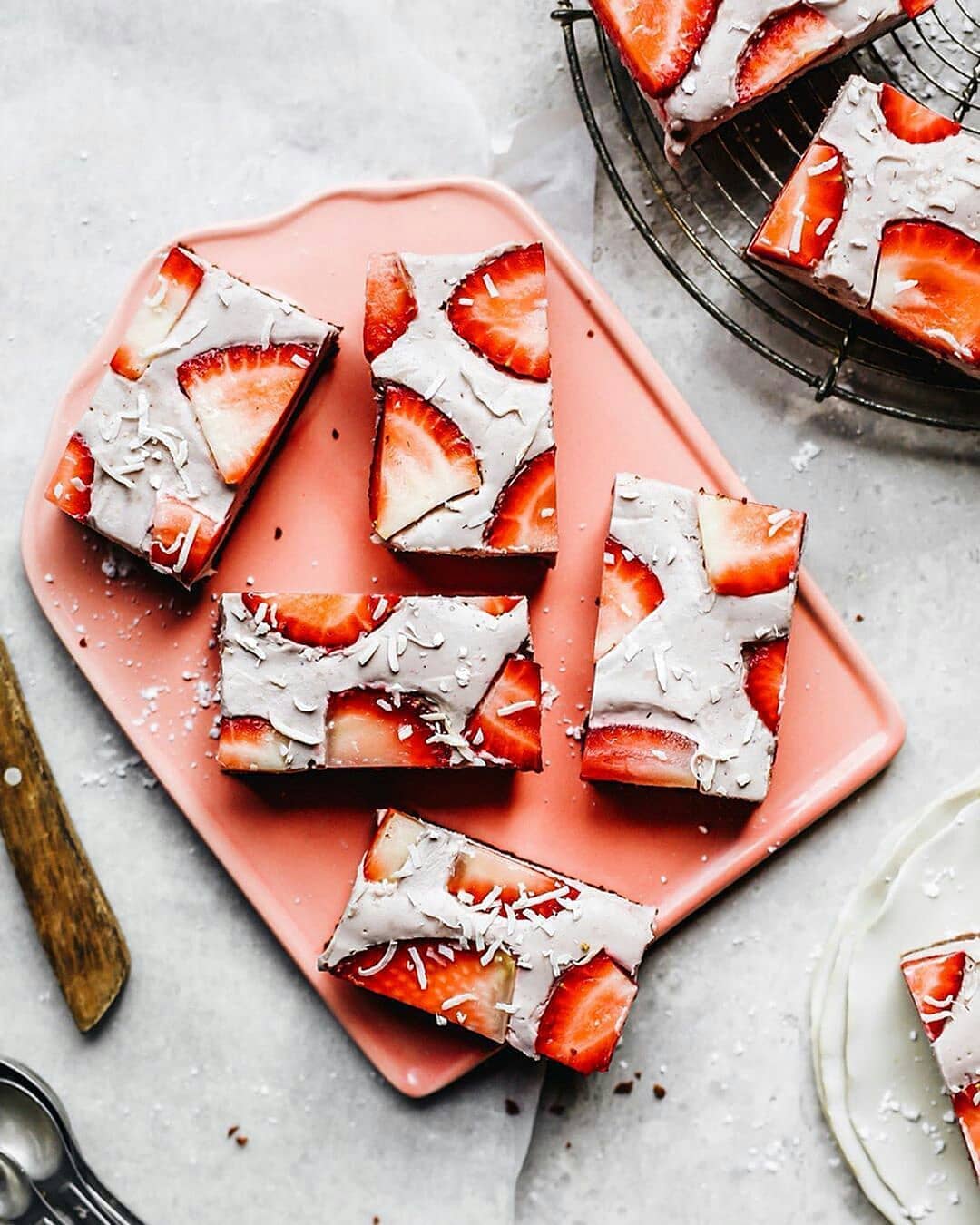 No-Bake Strawberry Cream Slice with Brownie Base