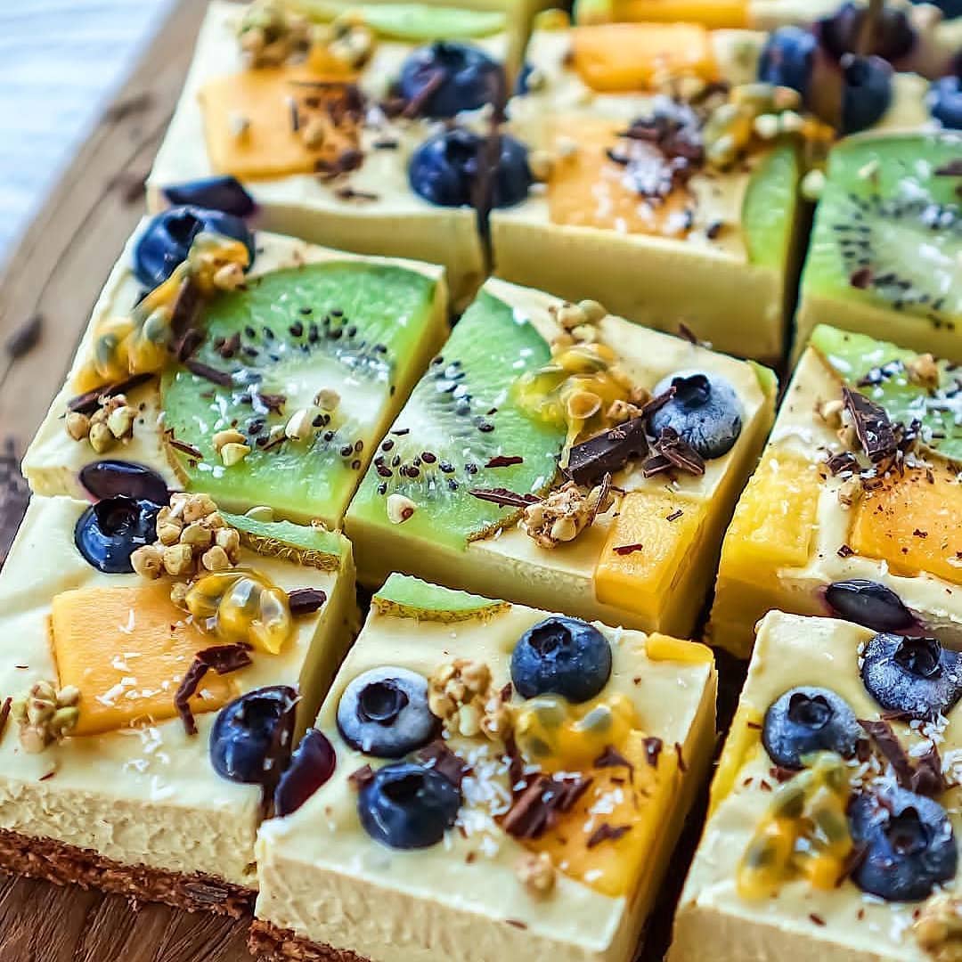 Vegan Mango Cheesecake with Oat Chocolate Crust